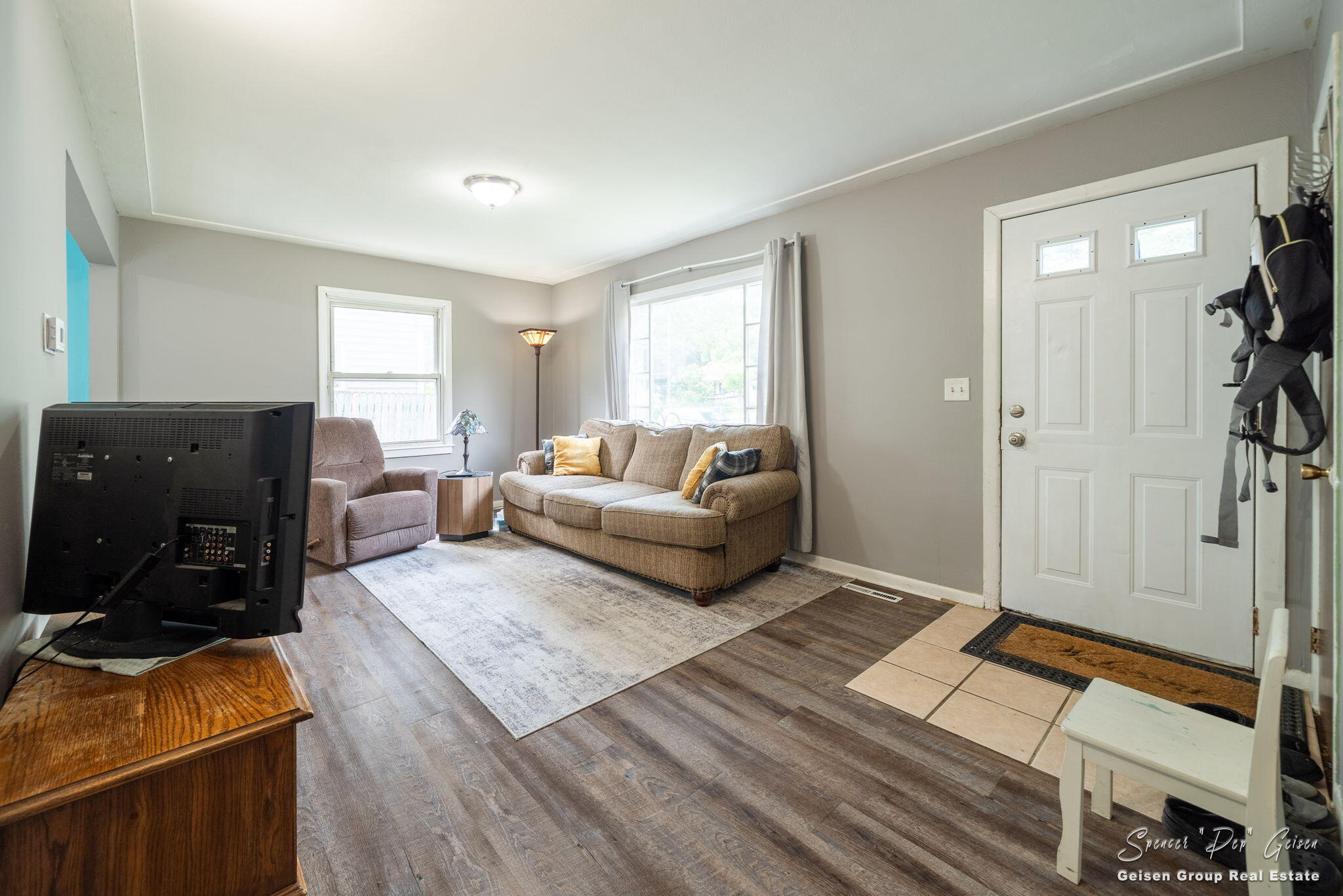 820 Woolsey Drive SW Grand Rapids MI 49503