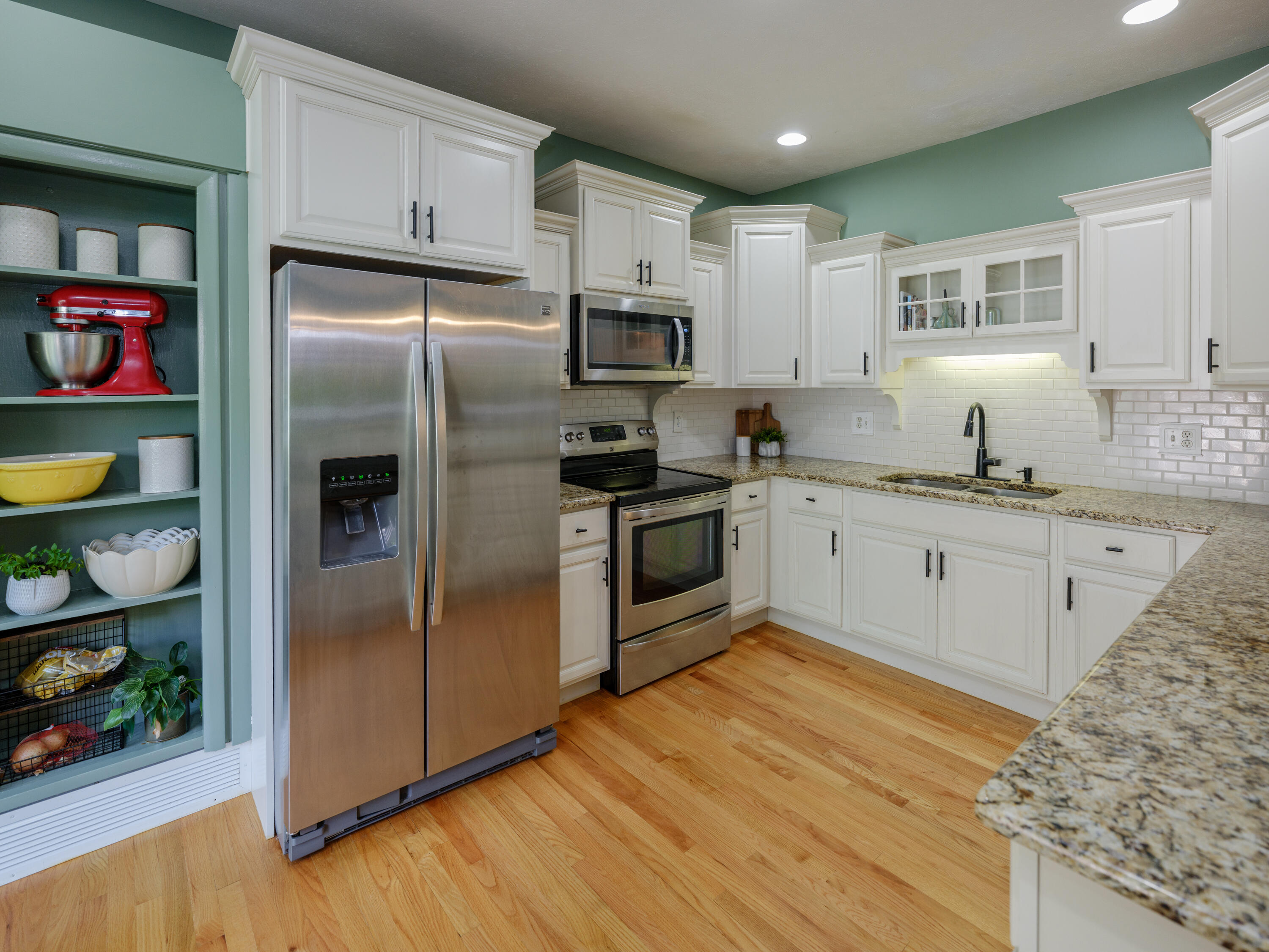 2318 Glenwood Drive Kalamazoo MI 49008