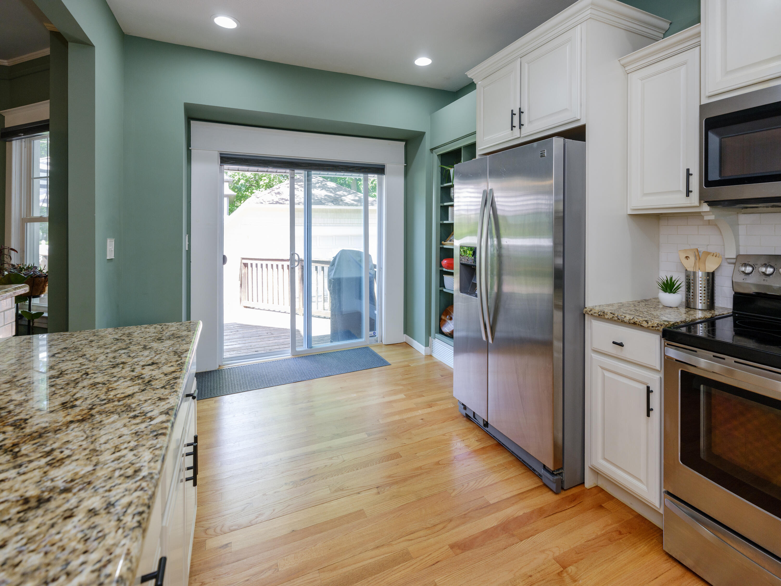 2318 Glenwood Drive Kalamazoo MI 49008