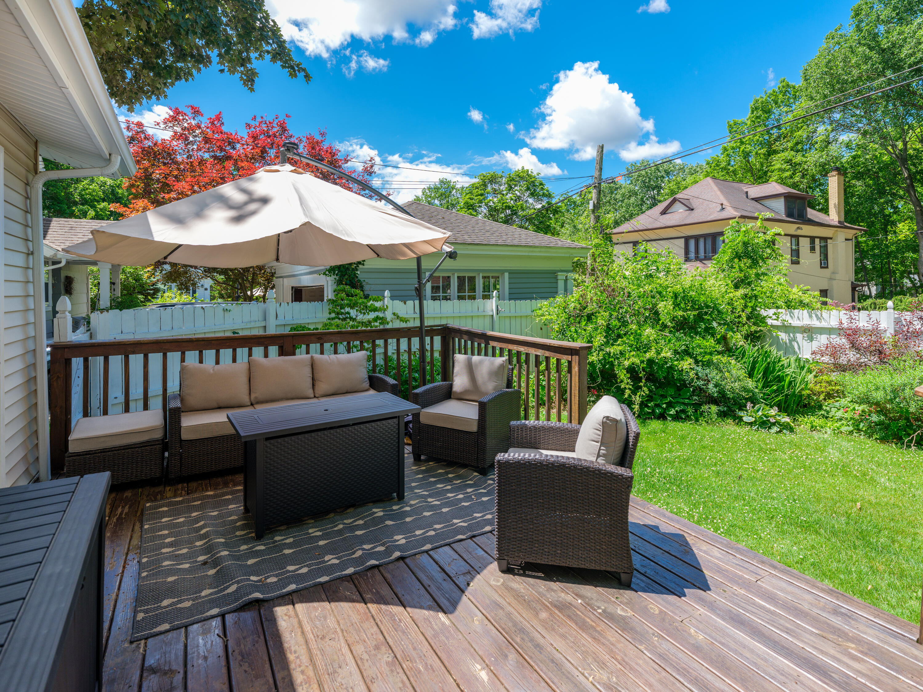 2318 Glenwood Drive Kalamazoo MI 49008