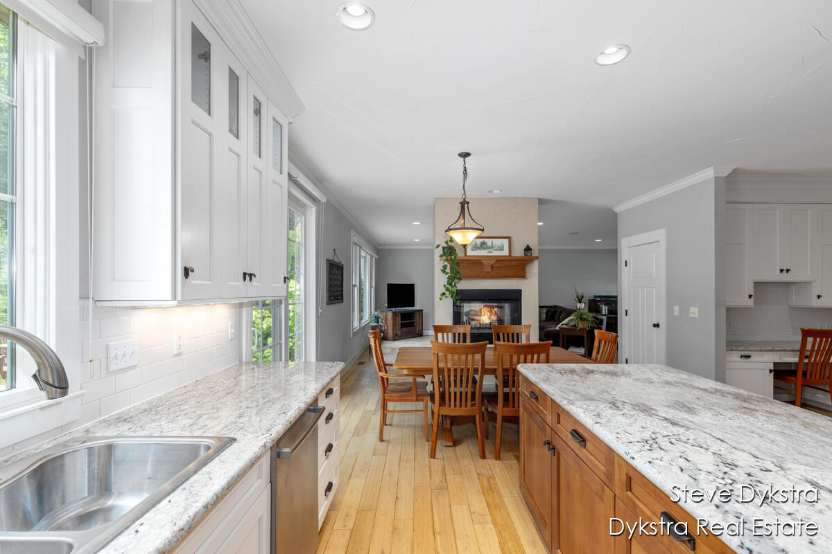 2479 Shears Crossing Court NE Grand Rapids MI 49525