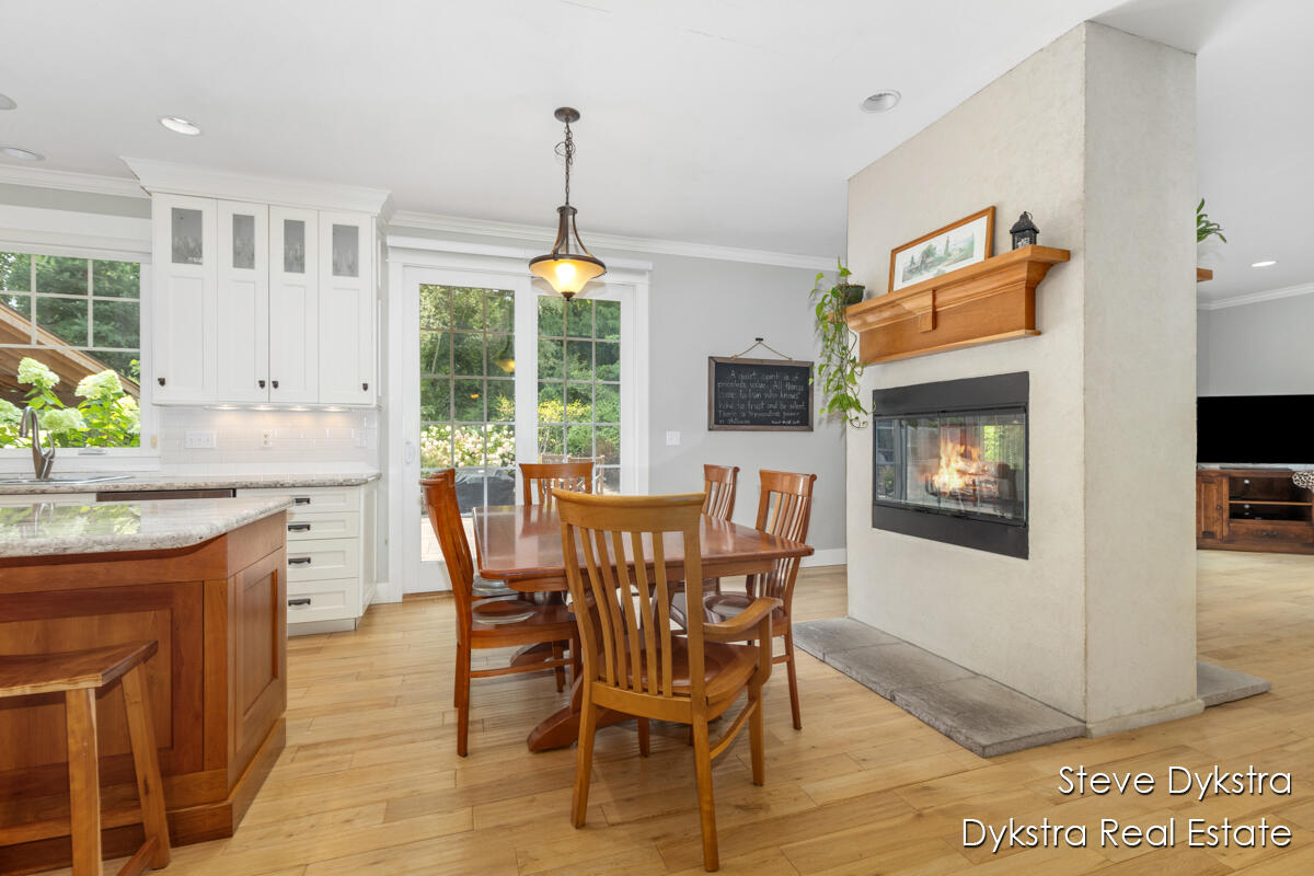 2479 Shears Crossing Court NE Grand Rapids MI 49525