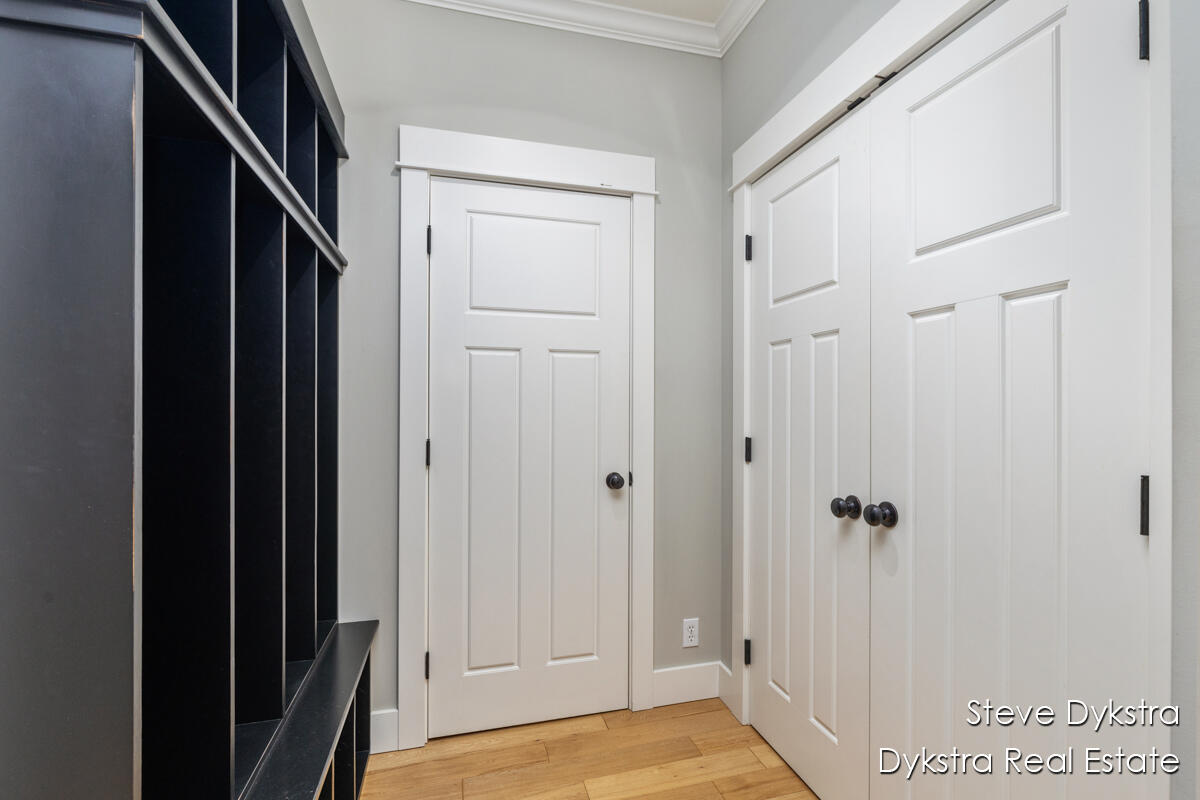 2479 Shears Crossing Court NE Grand Rapids MI 49525