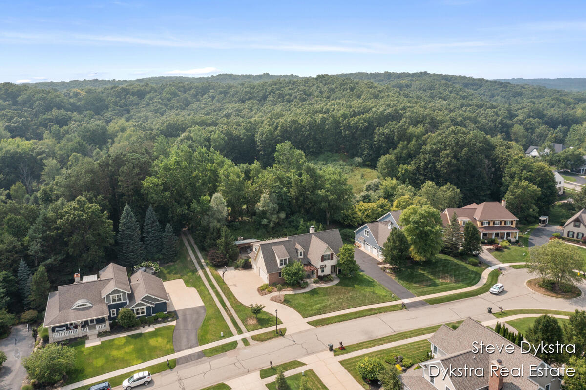 2479 Shears Crossing Court NE Grand Rapids MI 49525