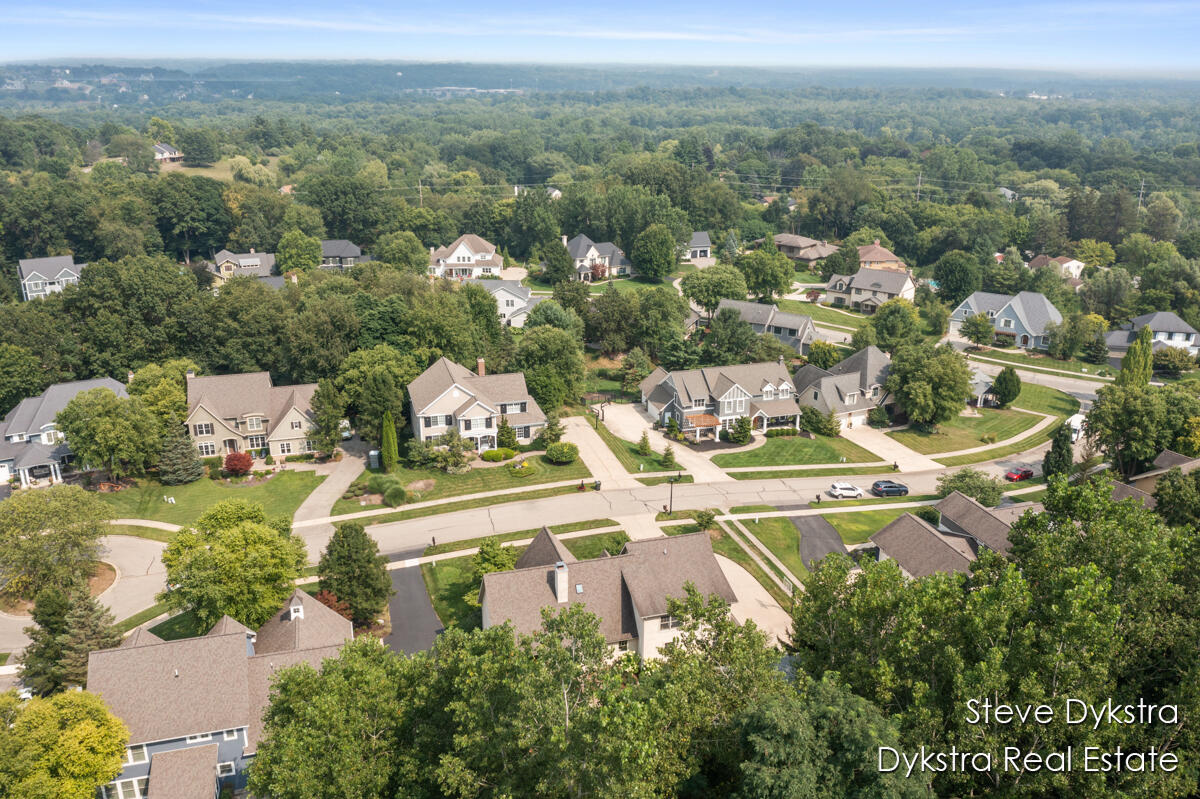 2479 Shears Crossing Court NE Grand Rapids MI 49525