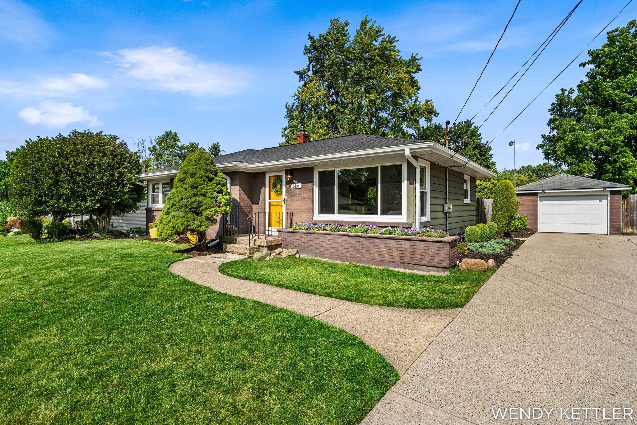 3404 Fuller Avenue SE Grand Rapids MI 49508