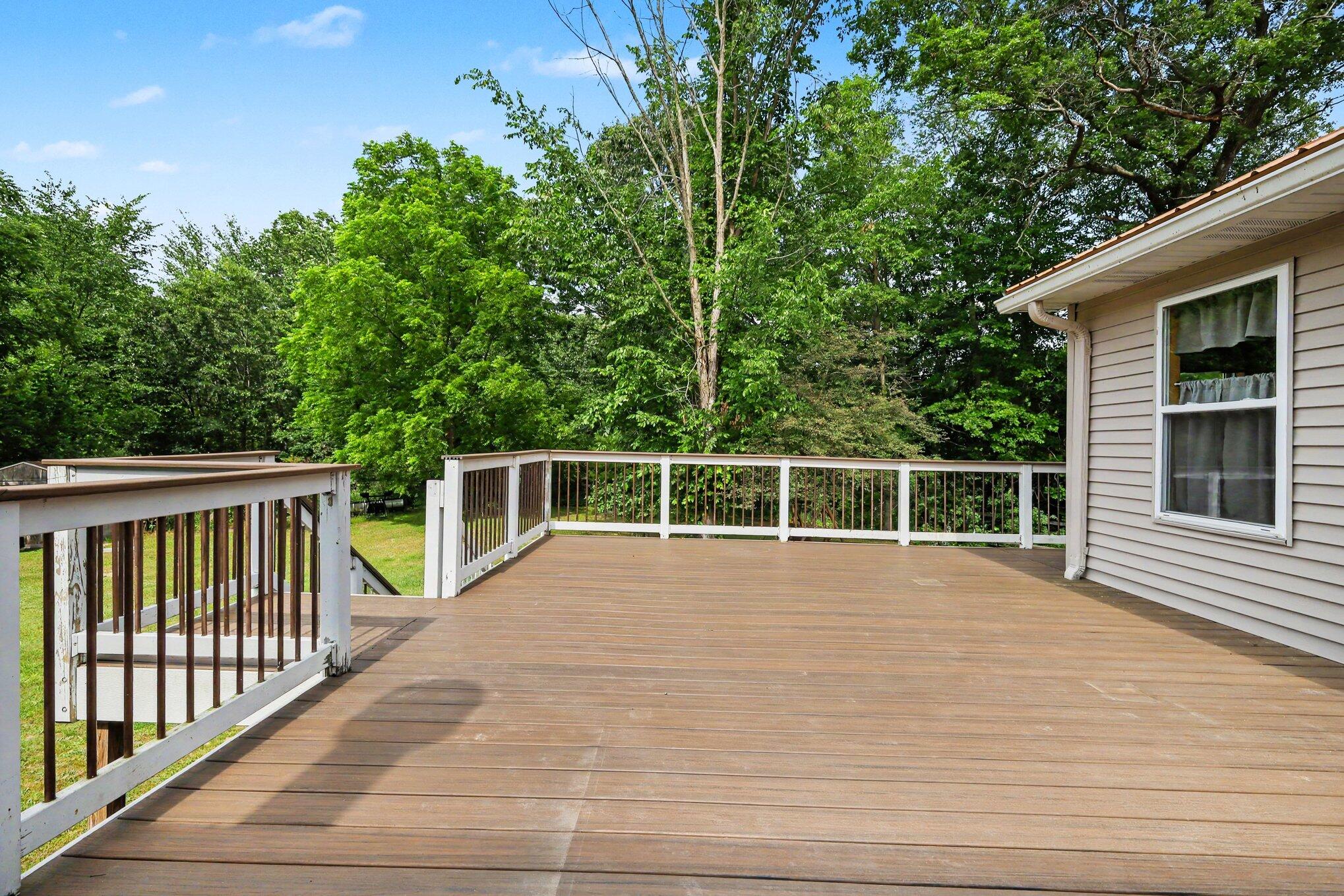 3155 11 Mile Road NE Rockford MI 49341