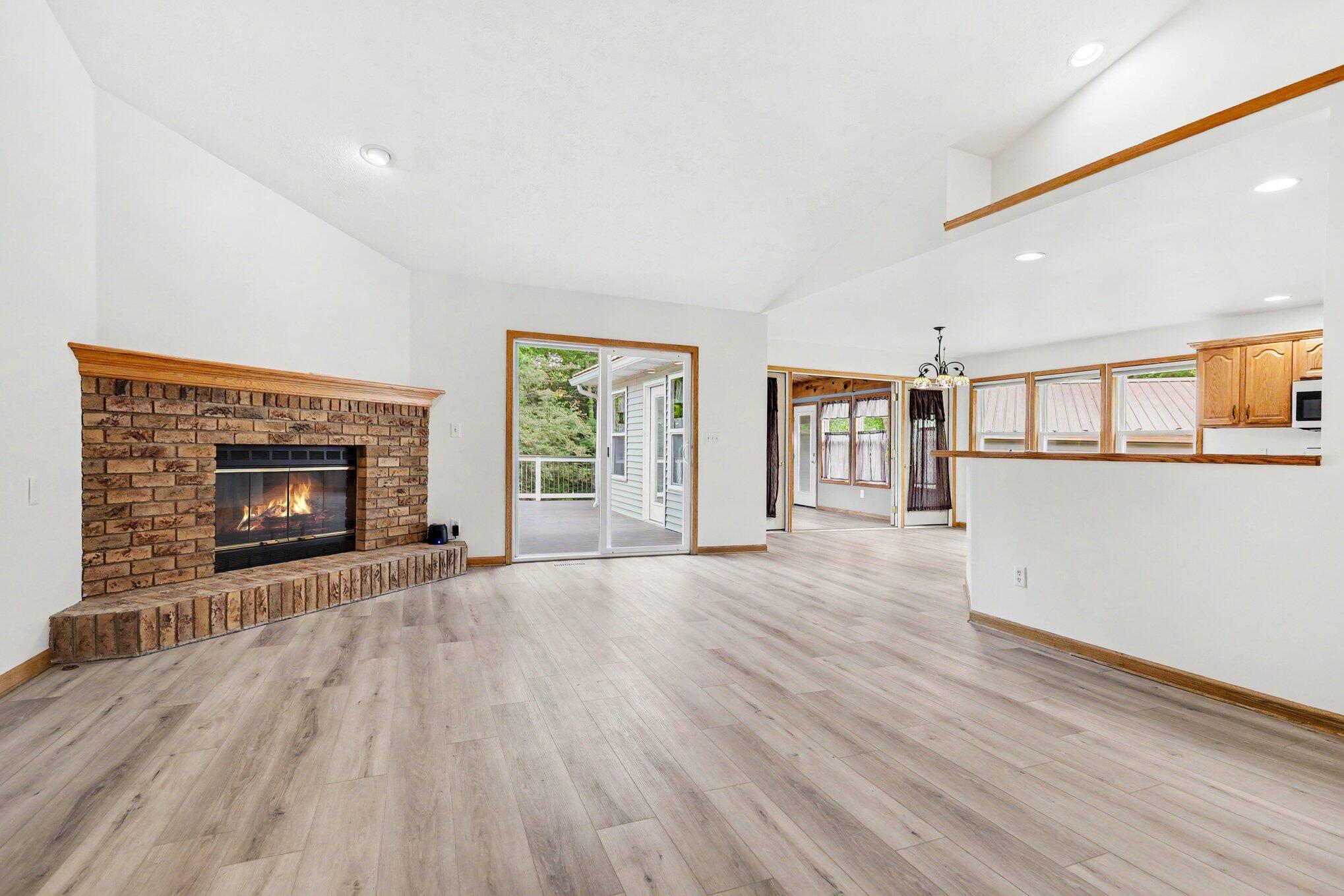 3155 11 Mile Road NE Rockford MI 49341