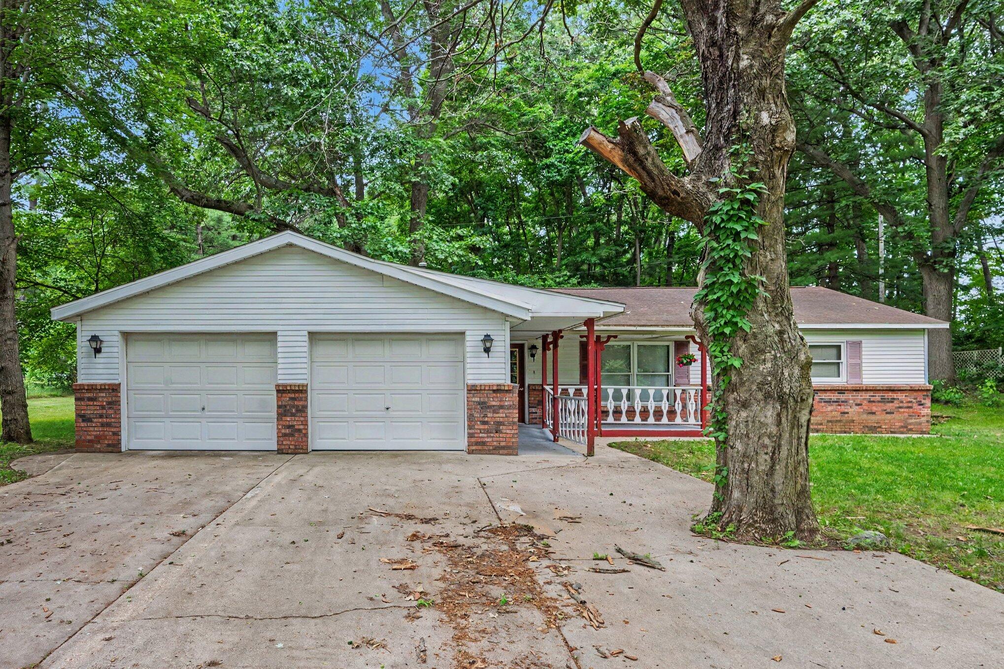 1460 Goodrich Street Allegan MI 49010