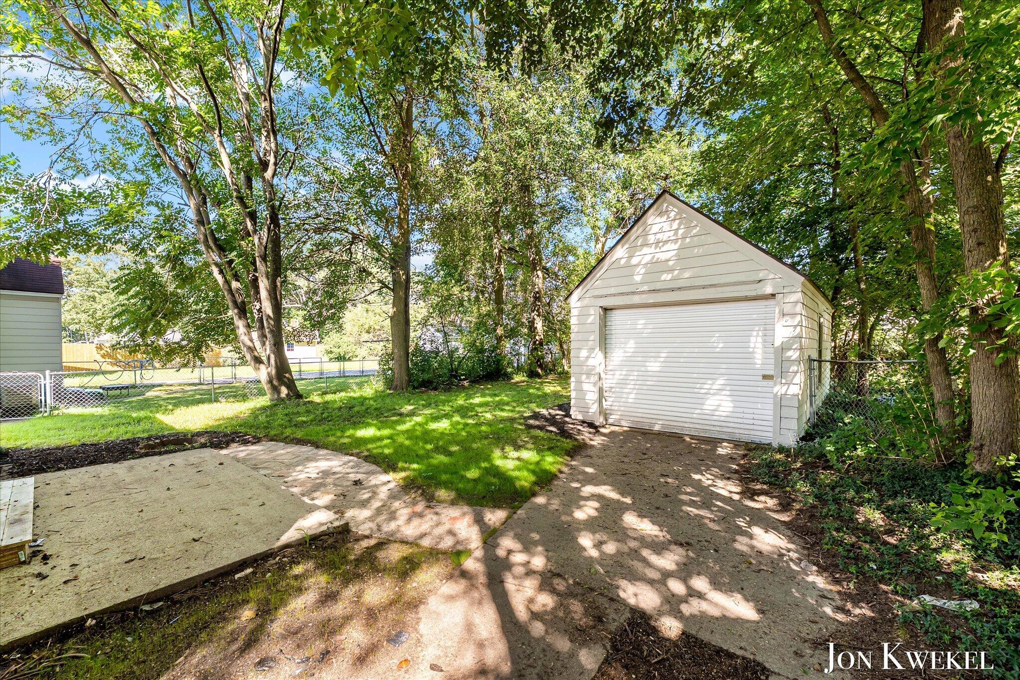 903 Griggs Street SE Grand Rapids MI 49507