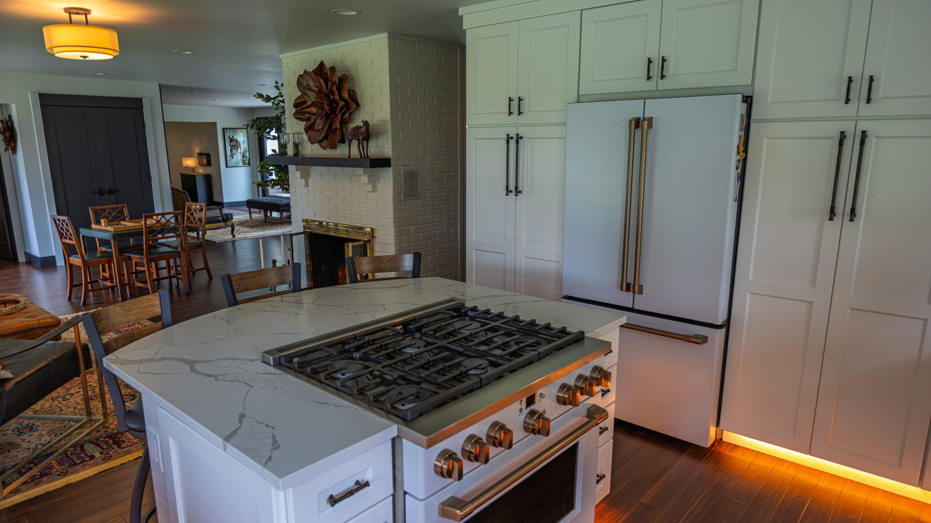 802 W Lowell Street Ludington MI 49431