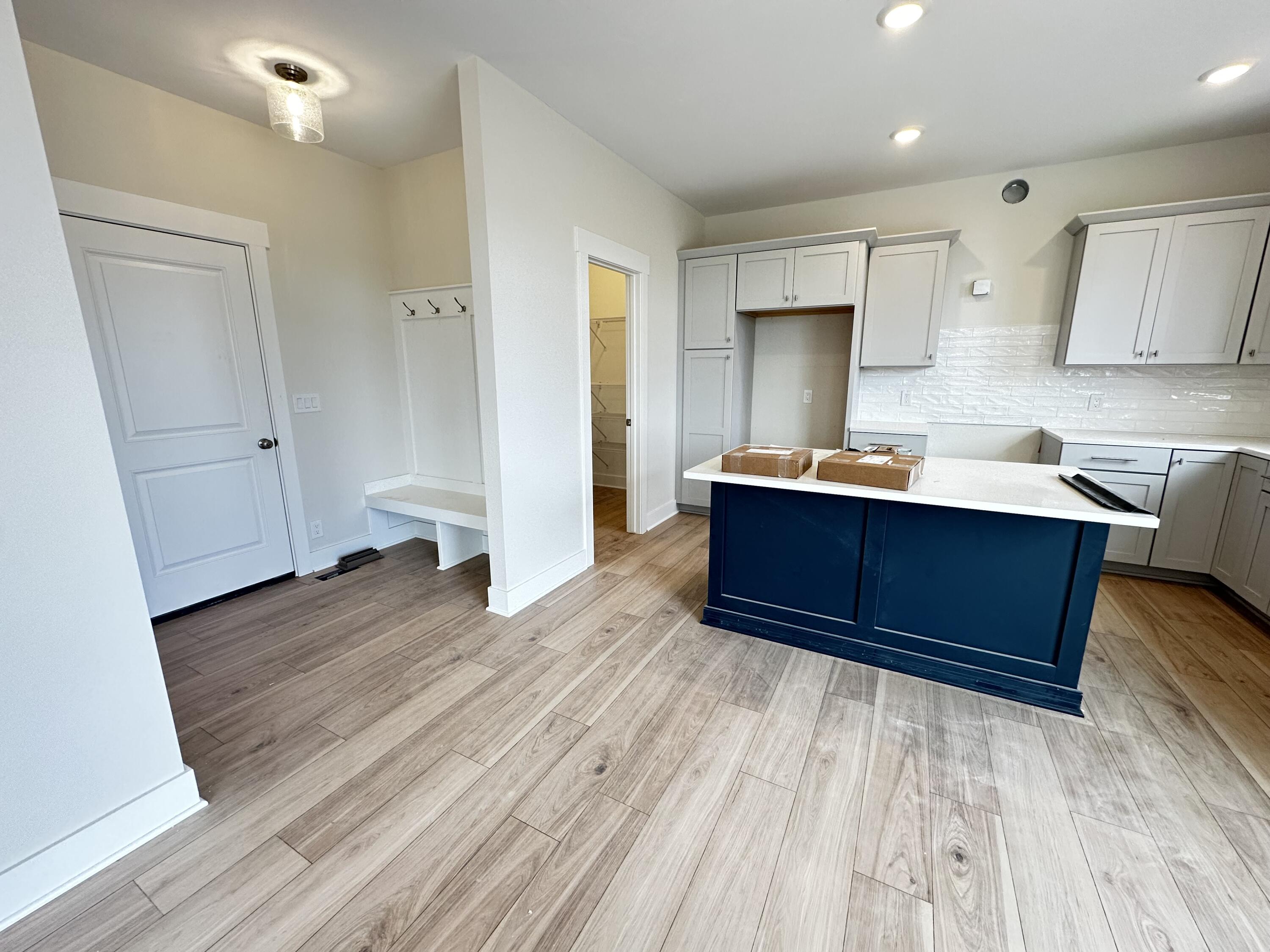 690 Lincoln Lawns Drive NW Grand Rapids MI 49534