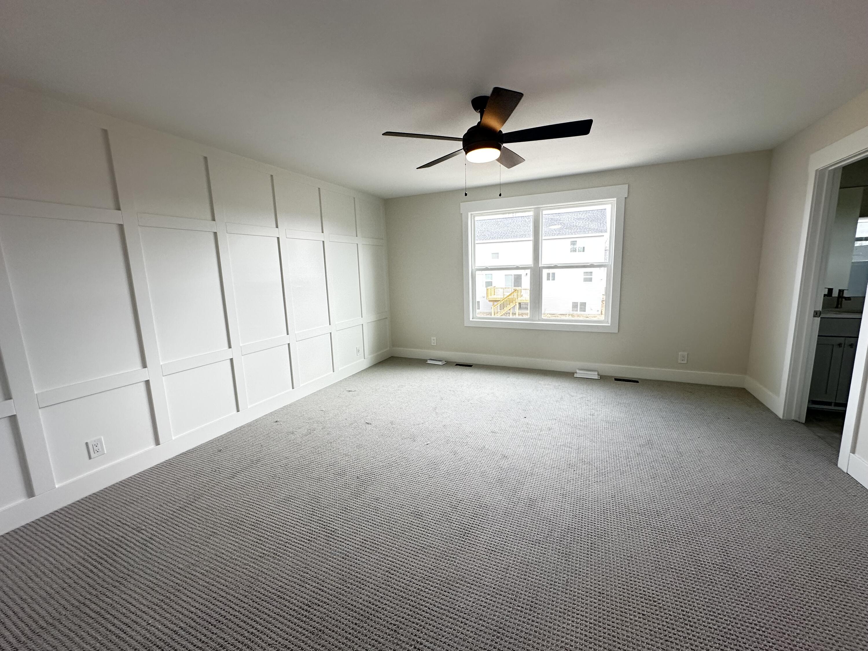 690 Lincoln Lawns Drive NW Grand Rapids MI 49534