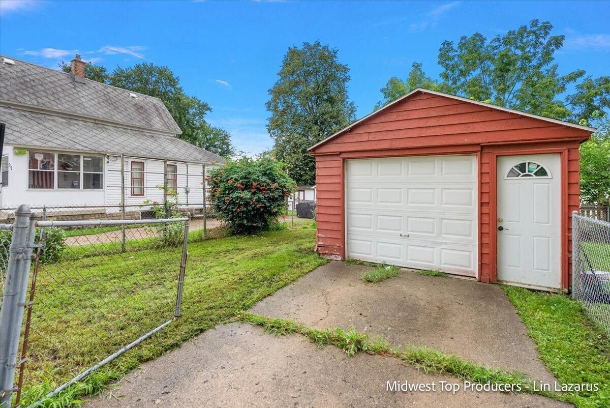 1024 Butterworth Street SW Grand Rapids MI 49504