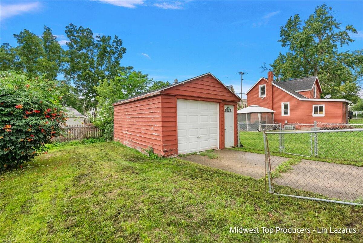 1024 Butterworth Street SW Grand Rapids MI 49504