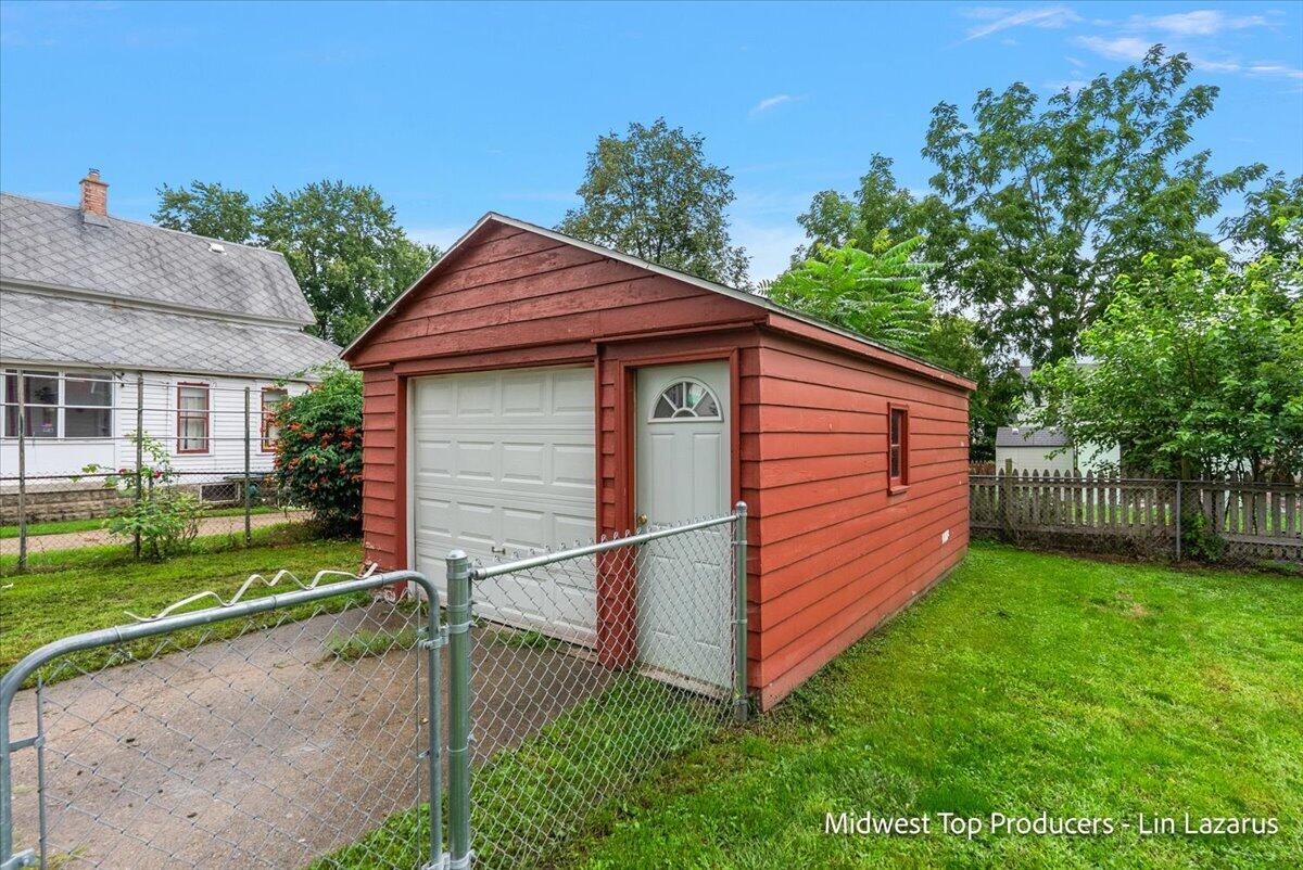 1024 Butterworth Street SW Grand Rapids MI 49504