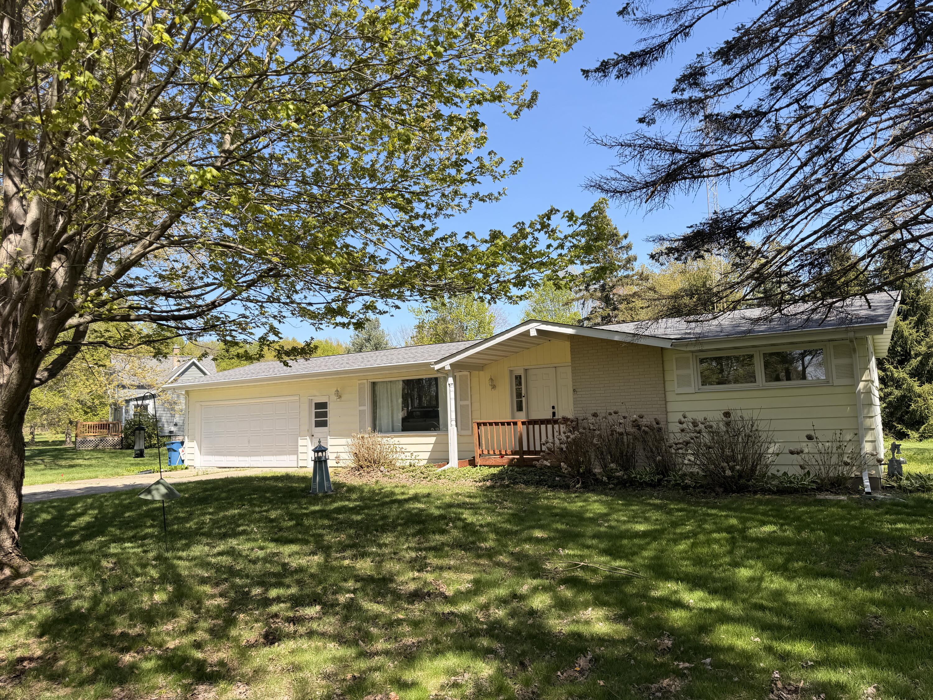 4003 Evergreen Lane Benton Harbor MI 49022