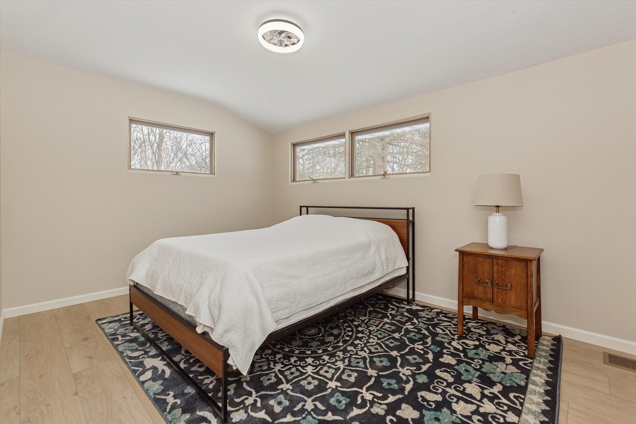 4003 Evergreen Lane Benton Harbor MI 49022