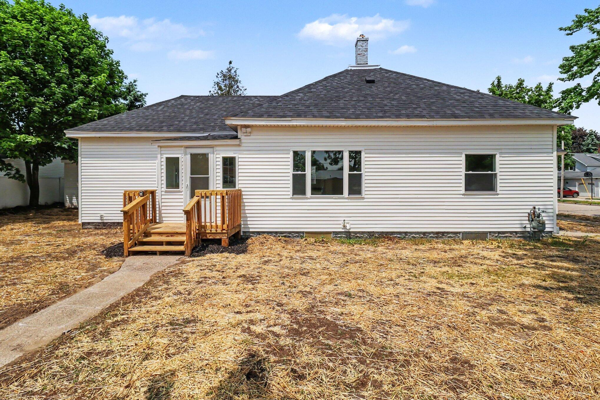 311 N Lavinia Street Ludington MI 49431