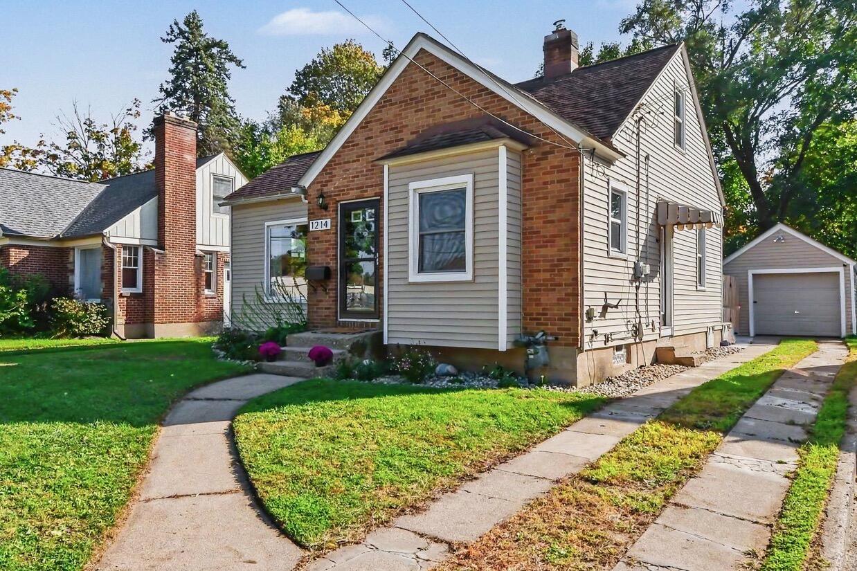 1214 Edna Street SE Grand Rapids MI 49507