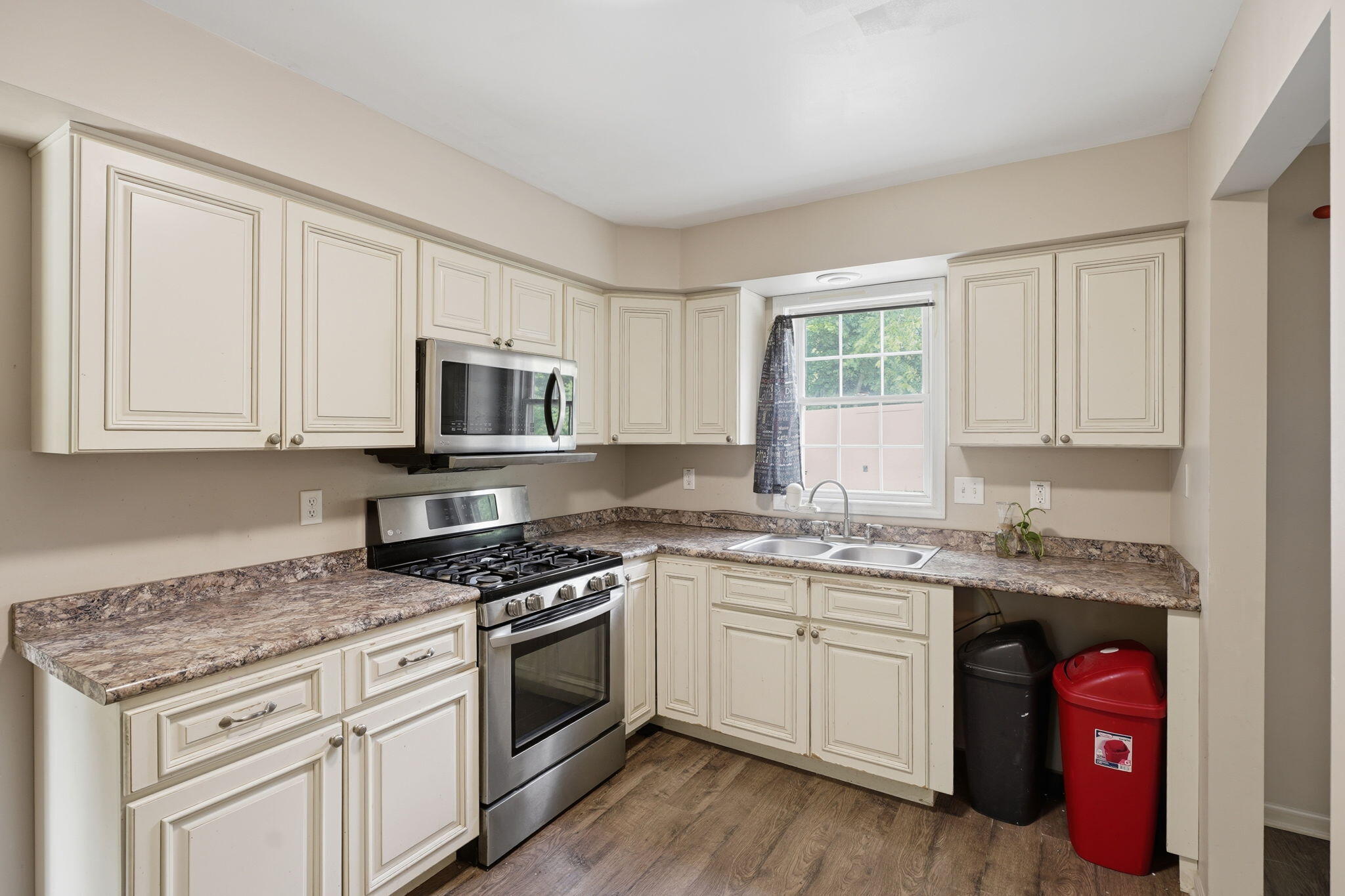 9050 Almena Drive Kalamazoo MI 49009