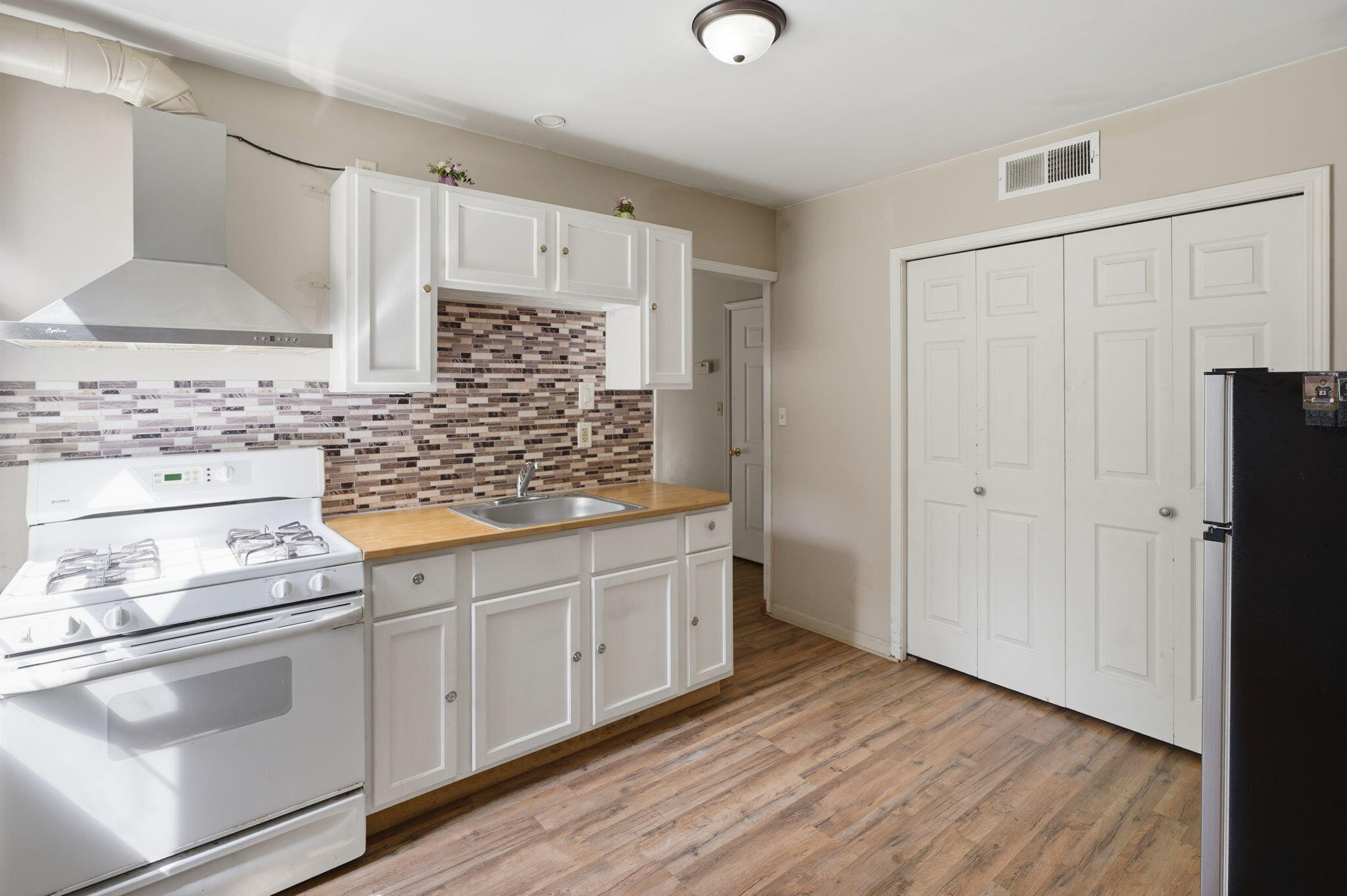 9050 Almena Drive Kalamazoo MI 49009
