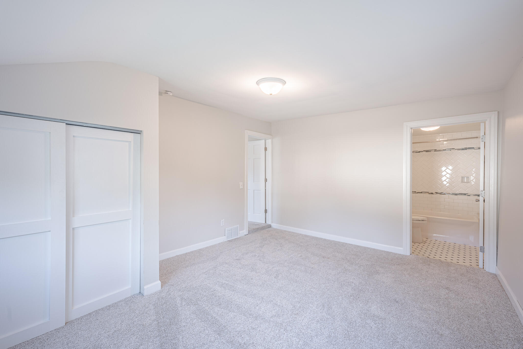 928 Baxter Street SE Grand Rapids MI 49506