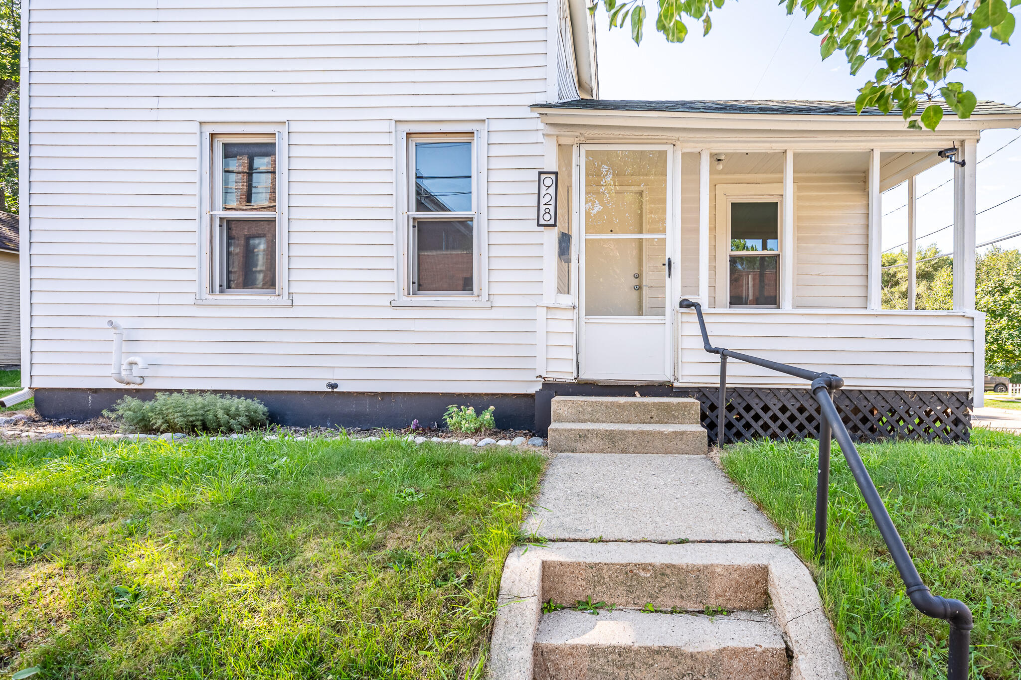 928 Baxter Street SE Grand Rapids MI 49506