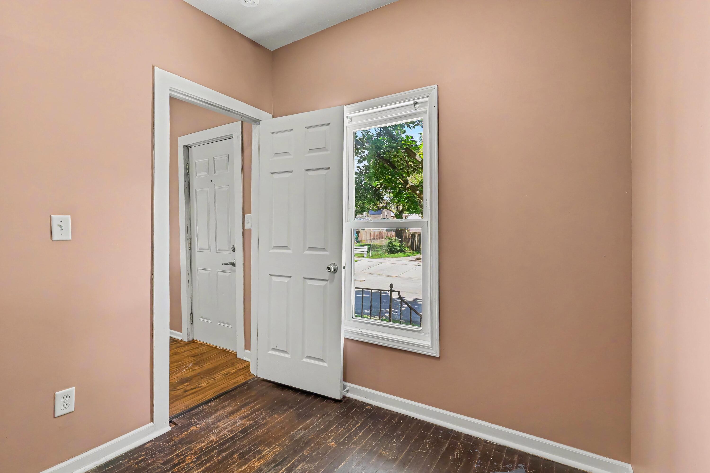 740 12th Street NW Grand Rapids MI 49504