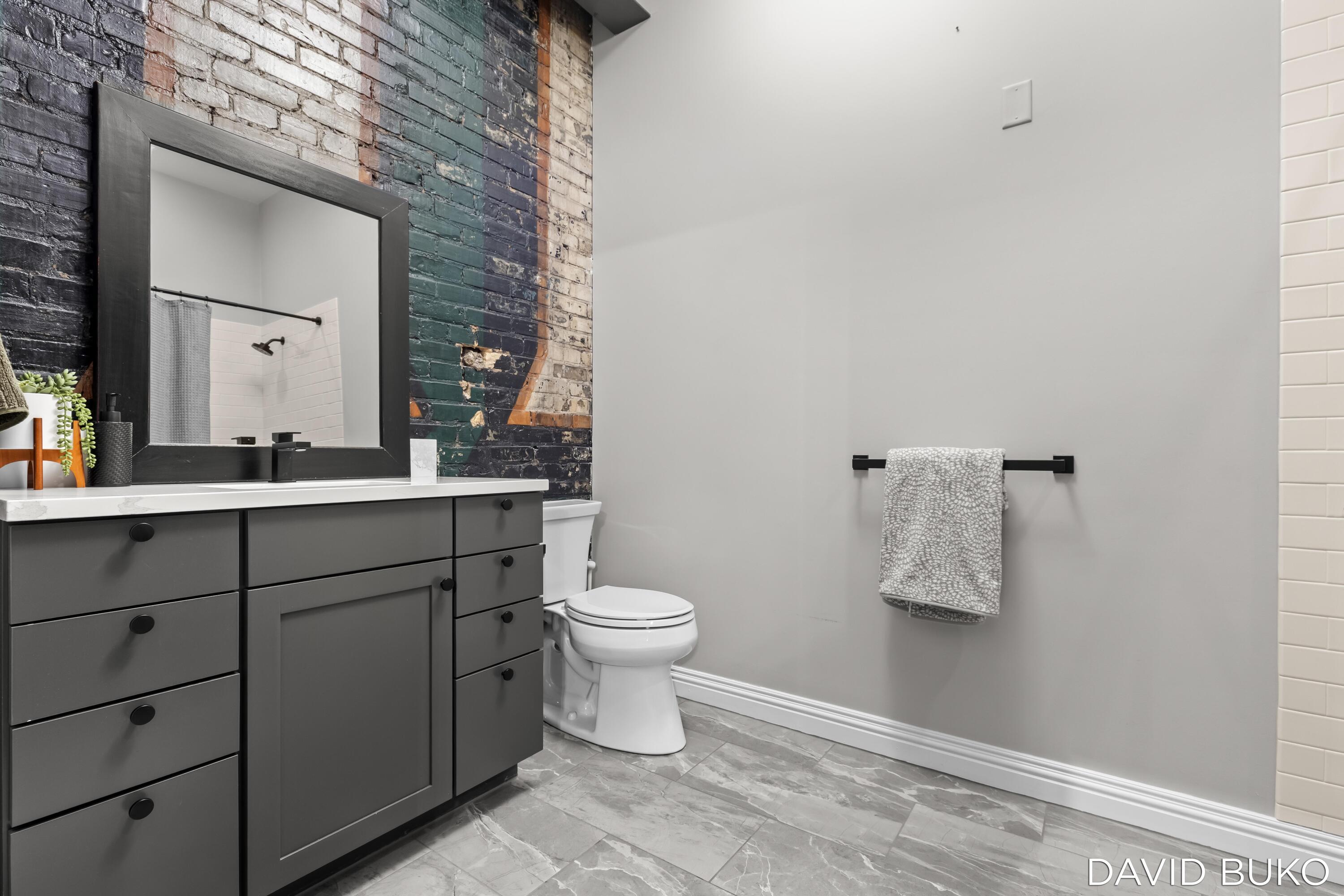49 Monroe Center NW Grand Rapids MI 49503