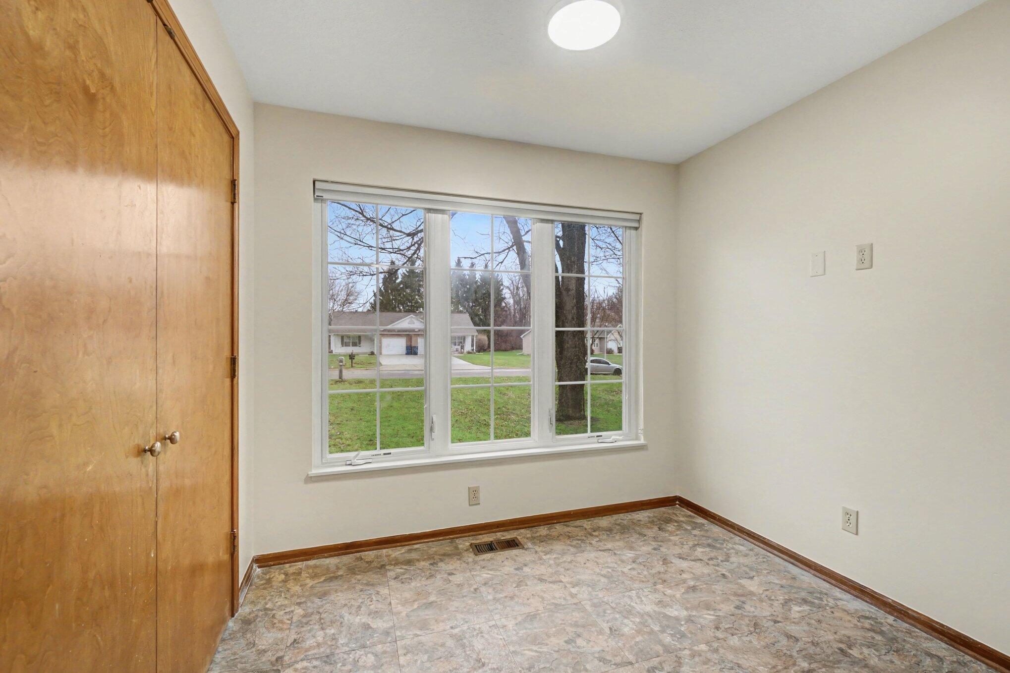 6065 Fairgrove Street Kalamazoo MI 49009