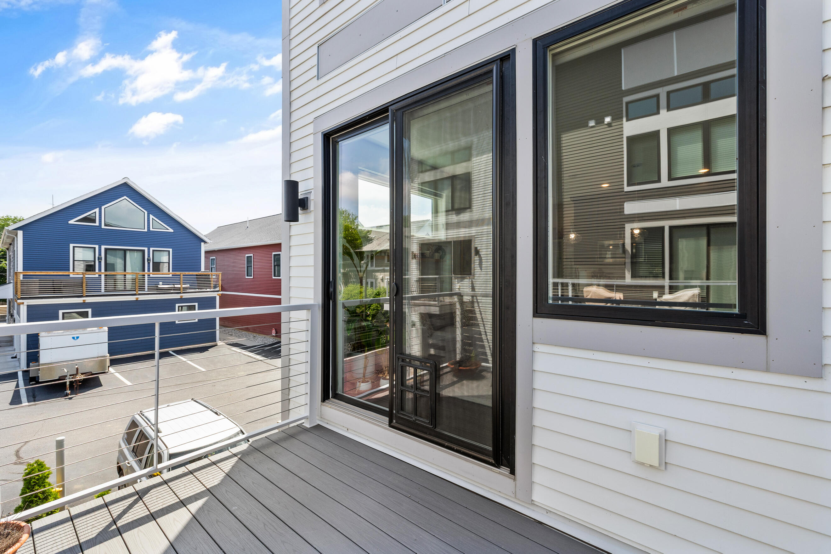 631 Fairview Avenue NE Grand Rapids MI 49503