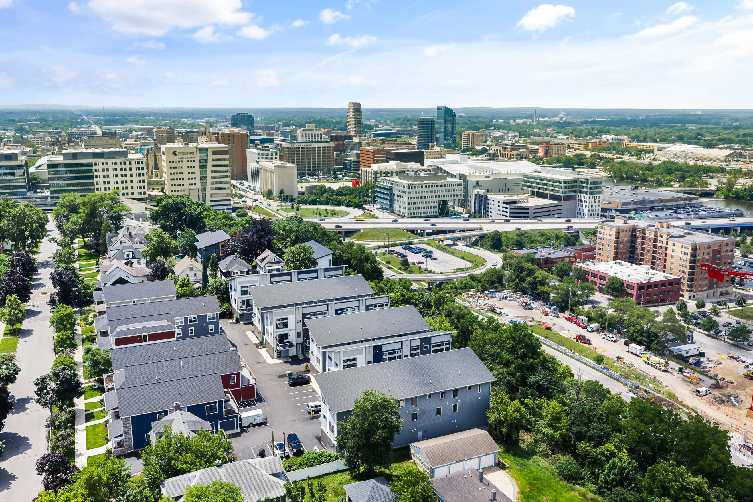 631 Fairview Avenue NE Grand Rapids MI 49503