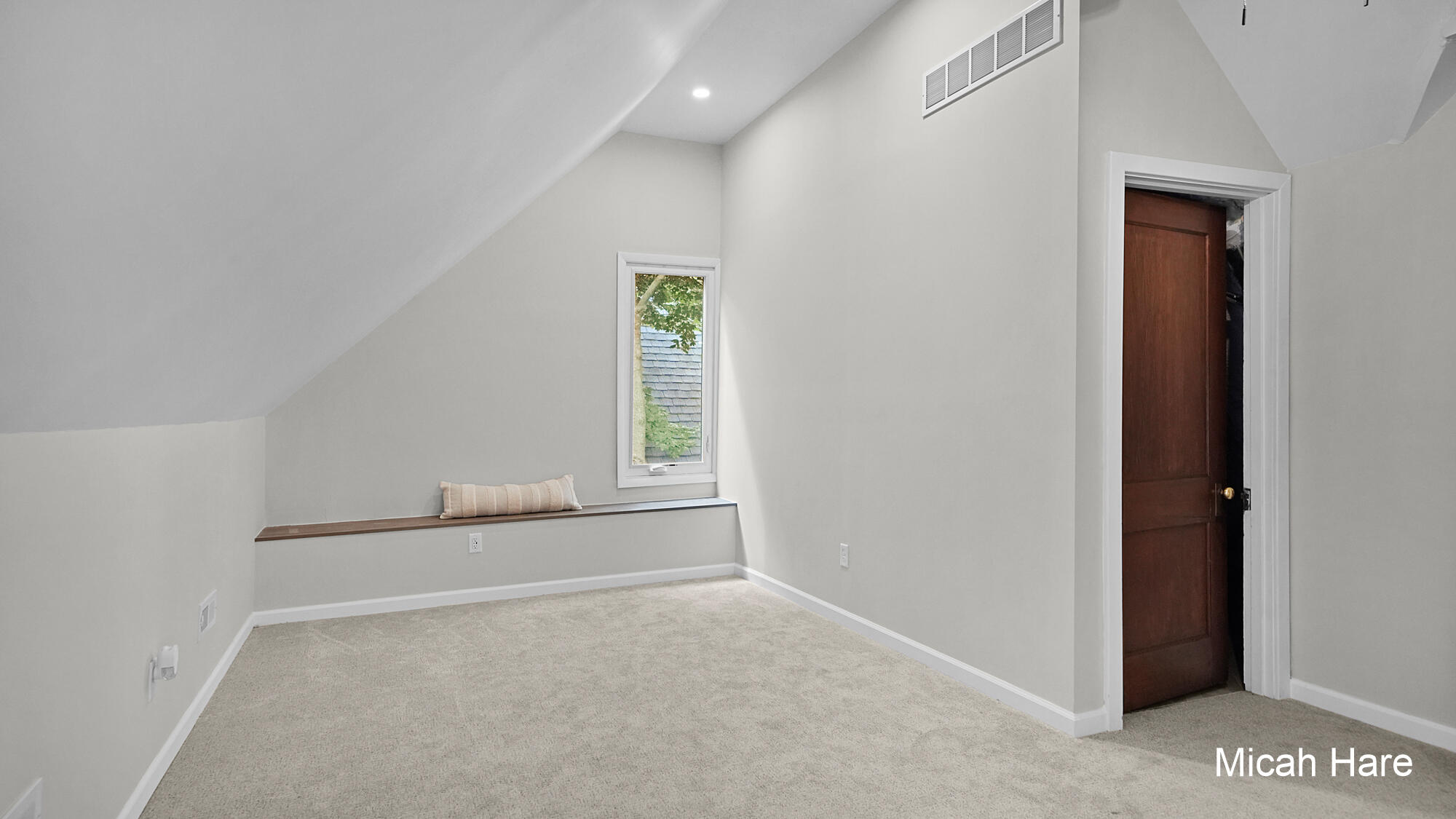 243 Orchard Hill Street SE Grand Rapids MI 49506