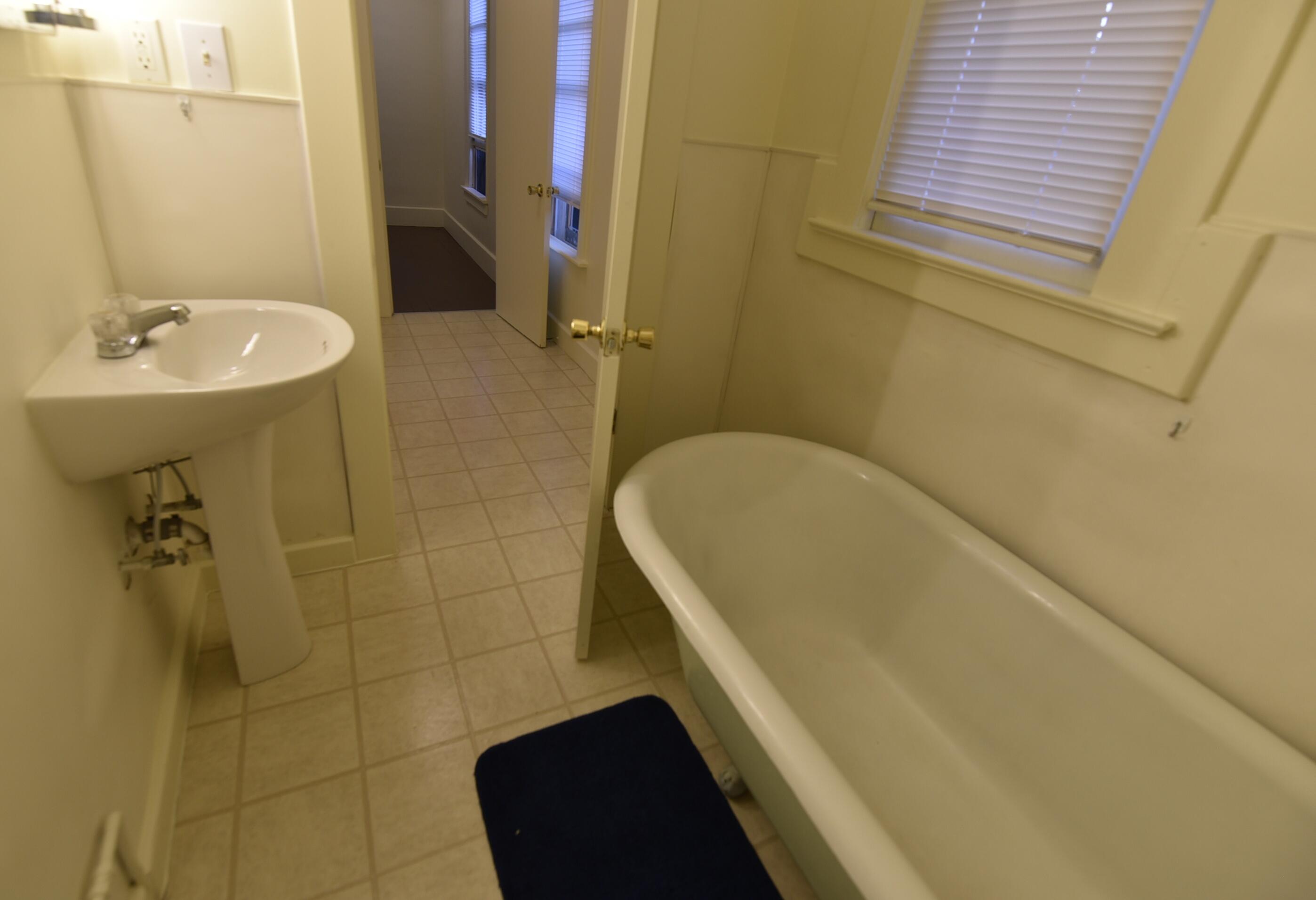821 6th Street NW Grand Rapids MI 49504