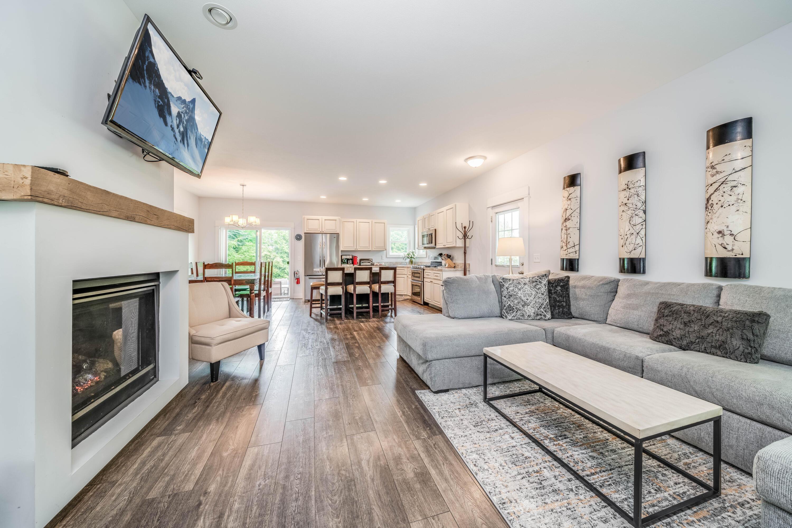 580 Mason Street Saugatuck MI 49453