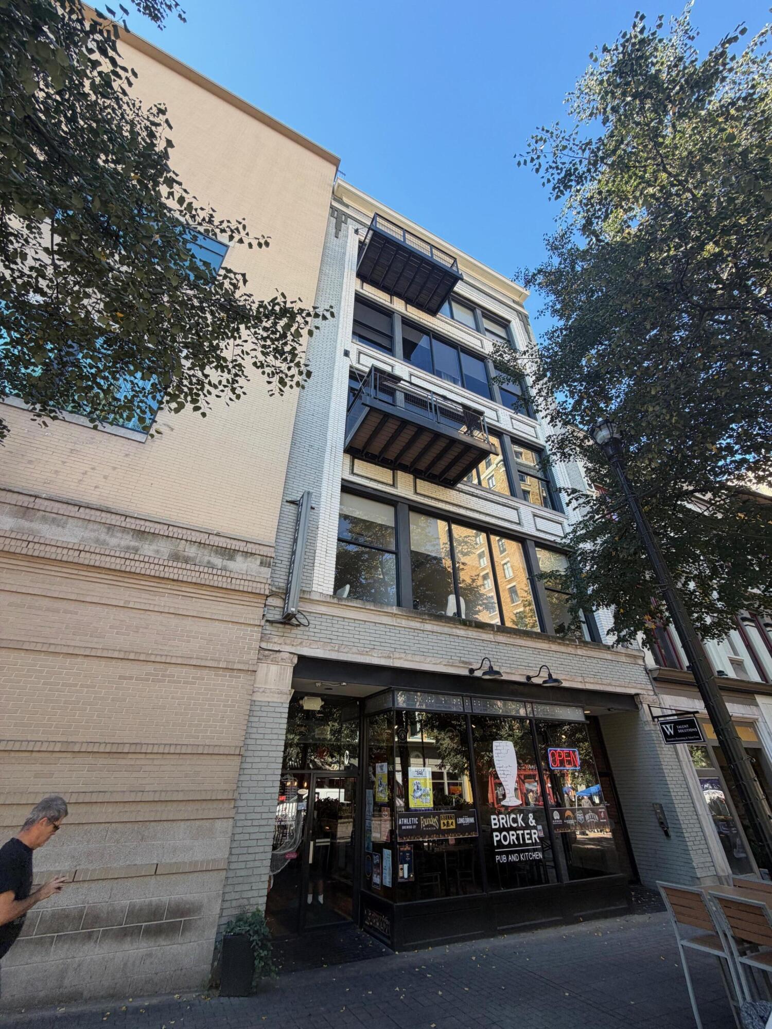 49 Monroe Center Street NW Grand Rapids MI 49503