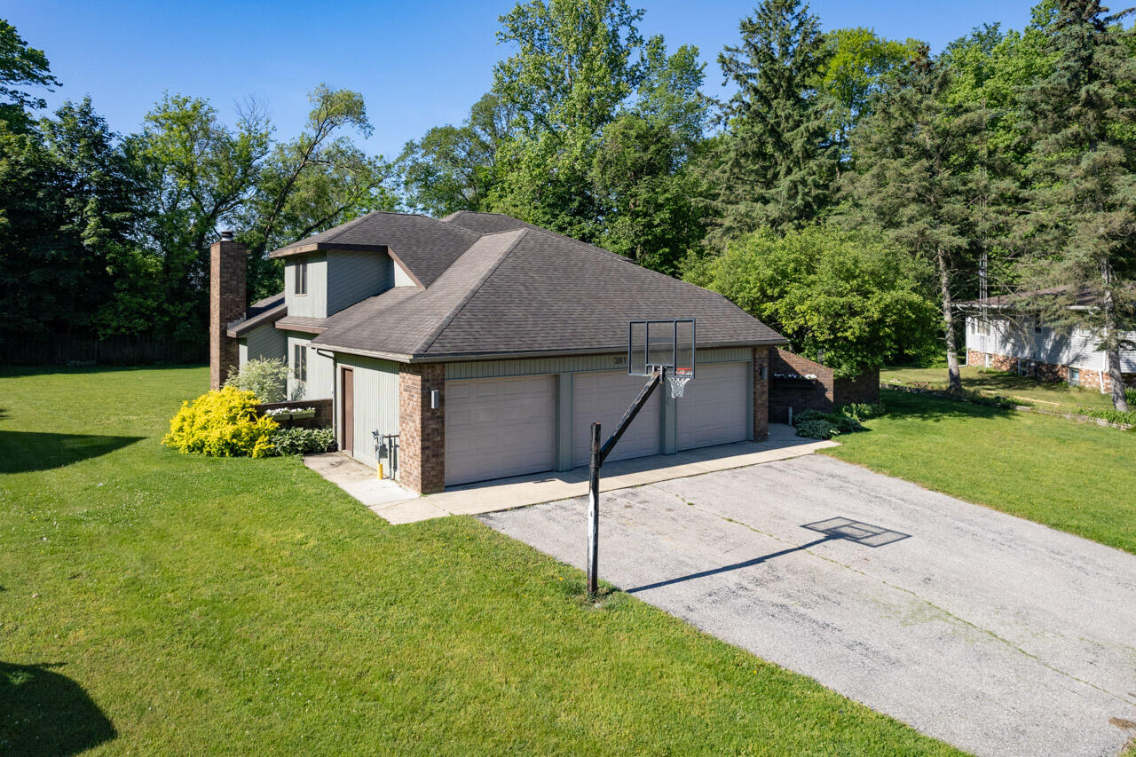 381 Timber Drive Coloma MI 49038