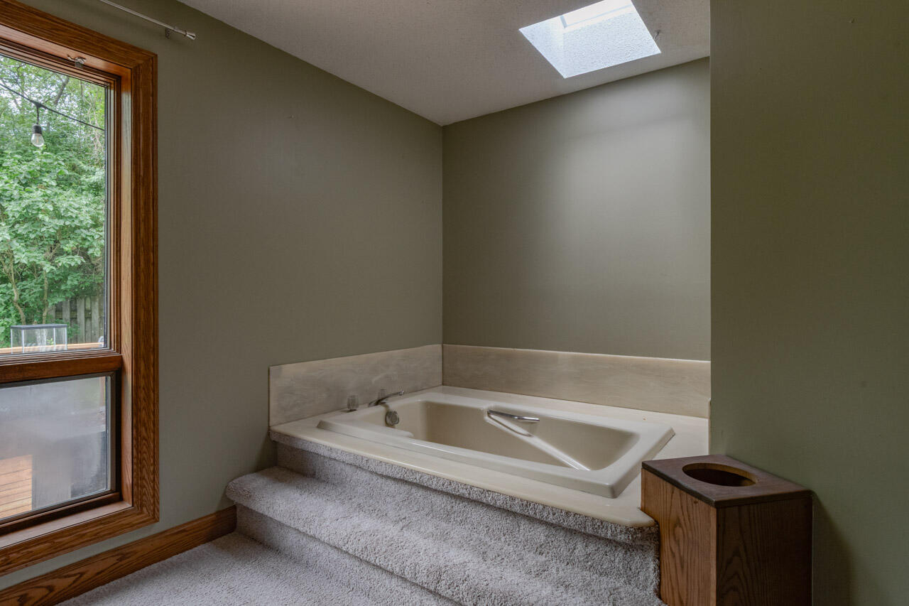 381 Timber Drive Coloma MI 49038