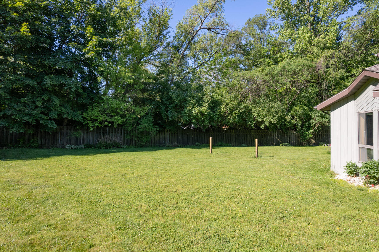 381 Timber Drive Coloma MI 49038