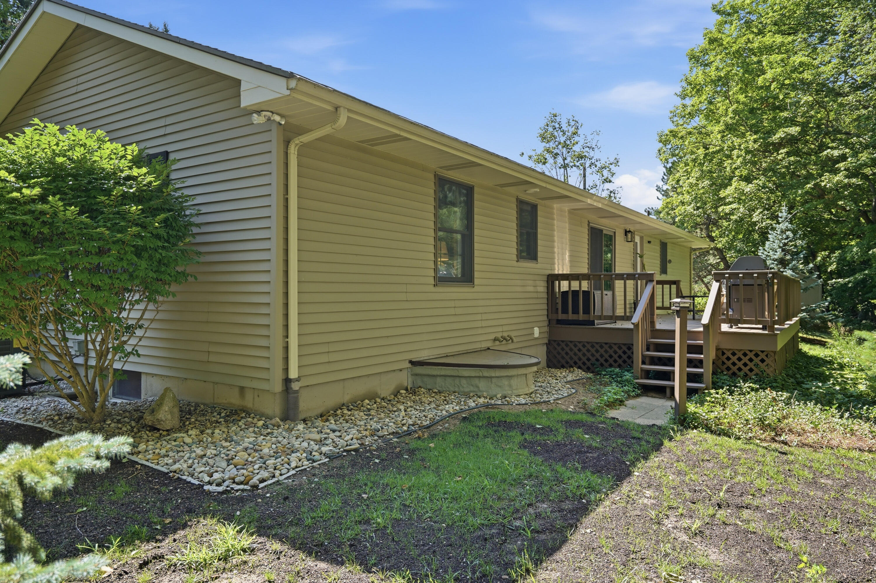 70070 2nd Avenue South Haven MI 49090