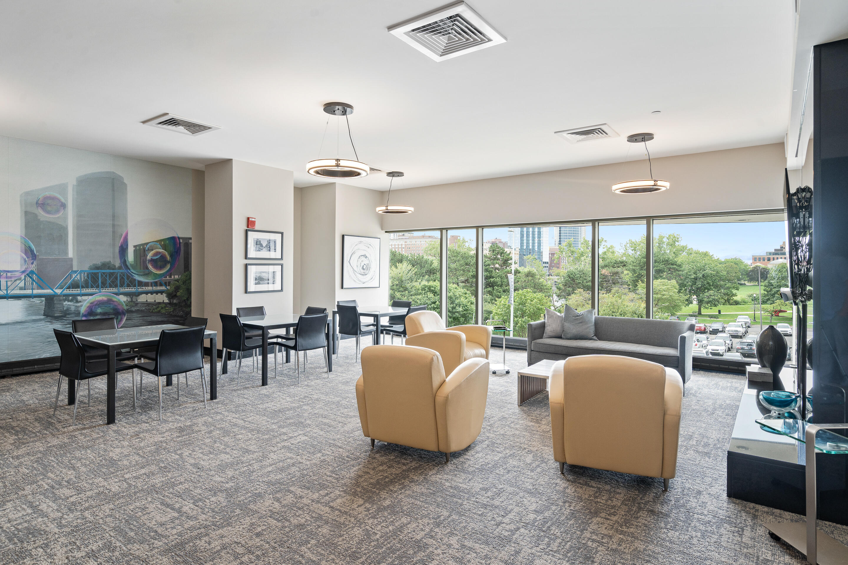 335 Bridge Street NW Grand Rapids MI 49504