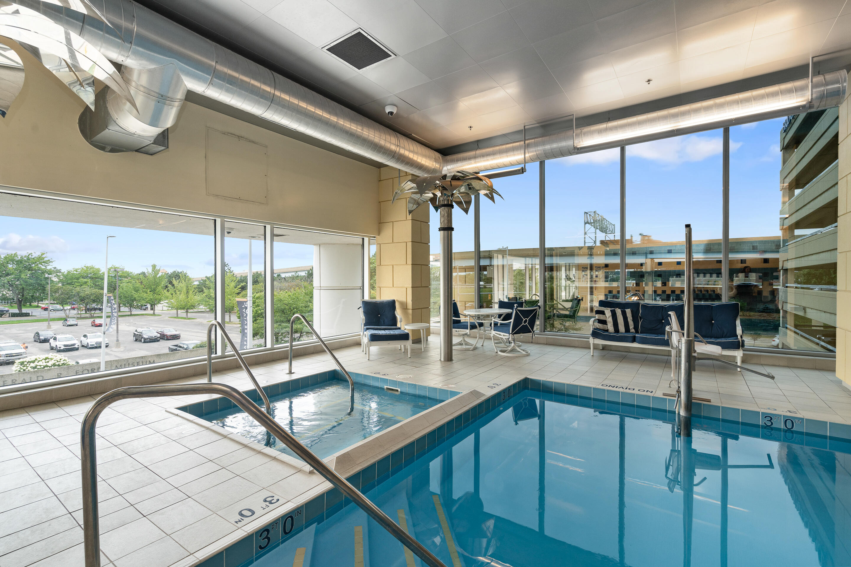 335 Bridge Street NW Grand Rapids MI 49504