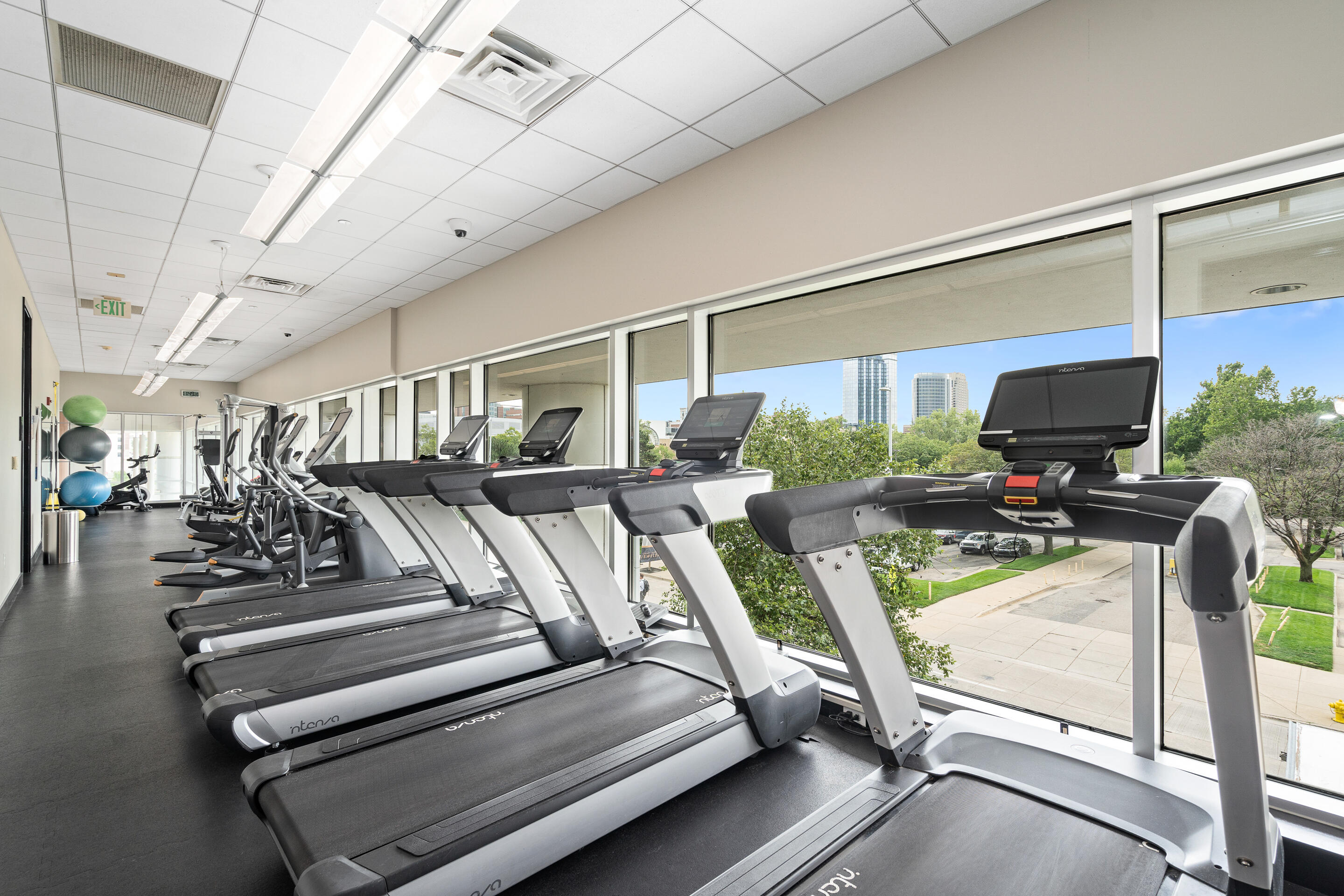335 Bridge Street NW Grand Rapids MI 49504