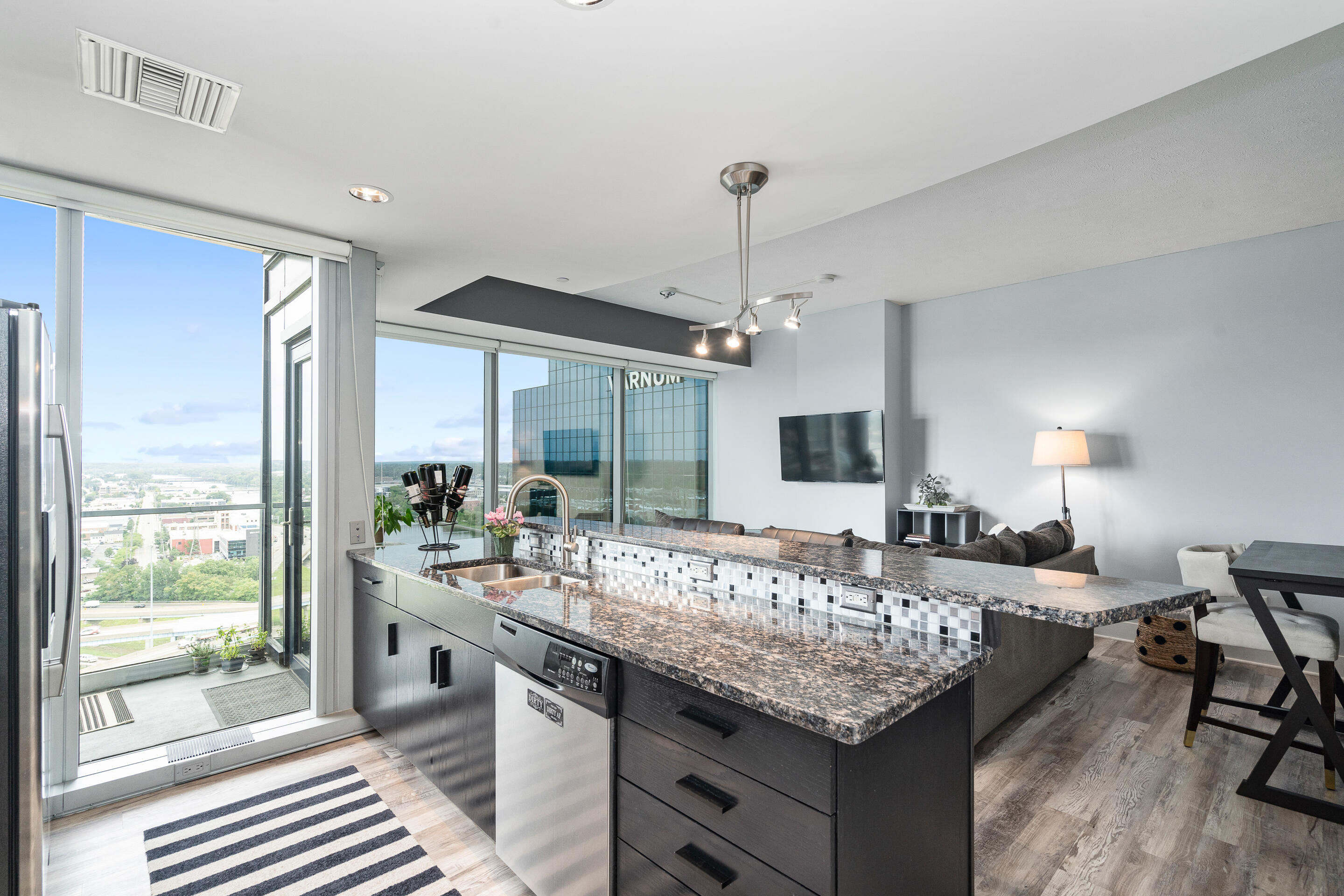 335 Bridge Street NW Grand Rapids MI 49504