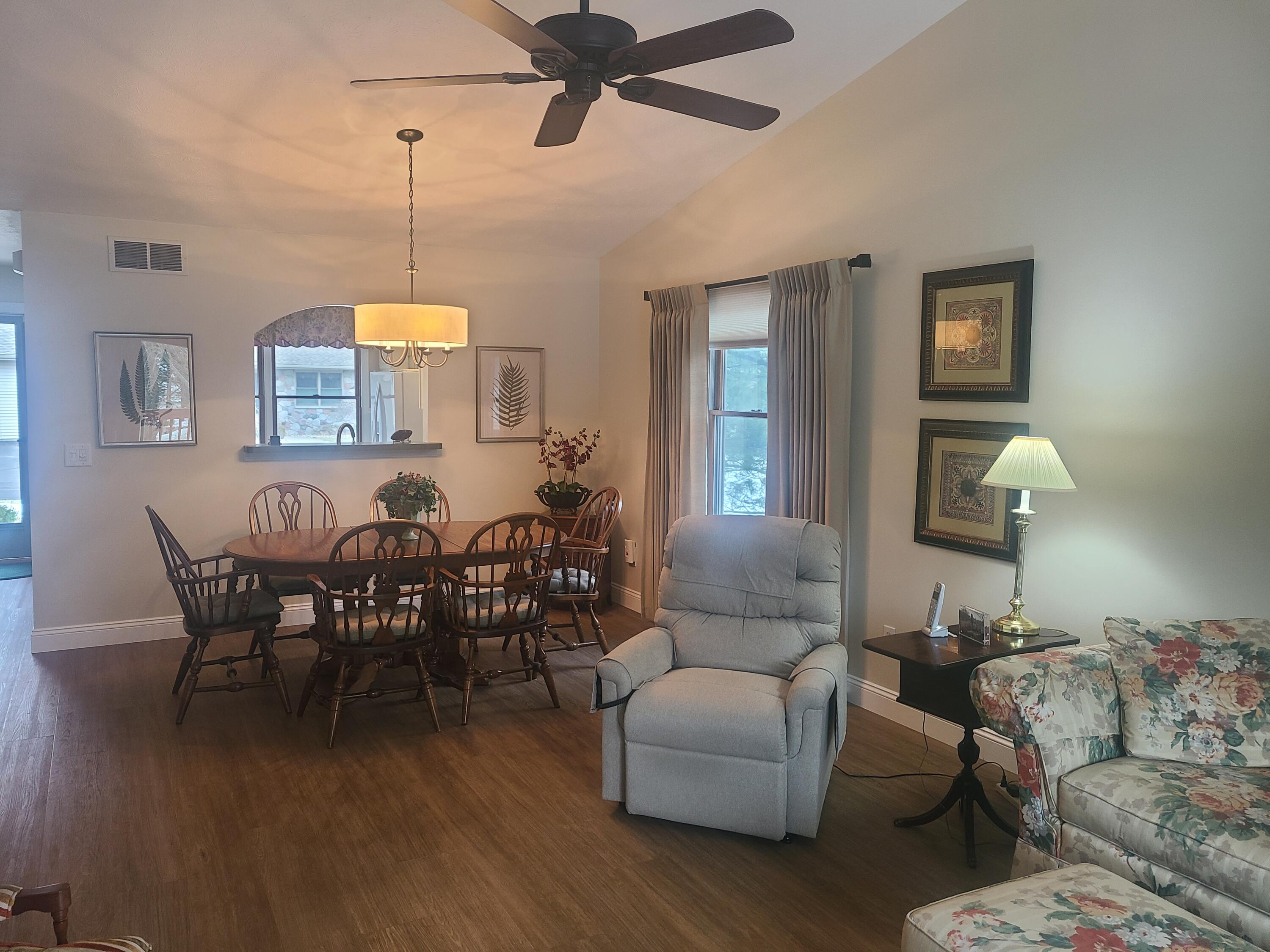 5790 Wood Valley Road Kalamazoo MI 49009
