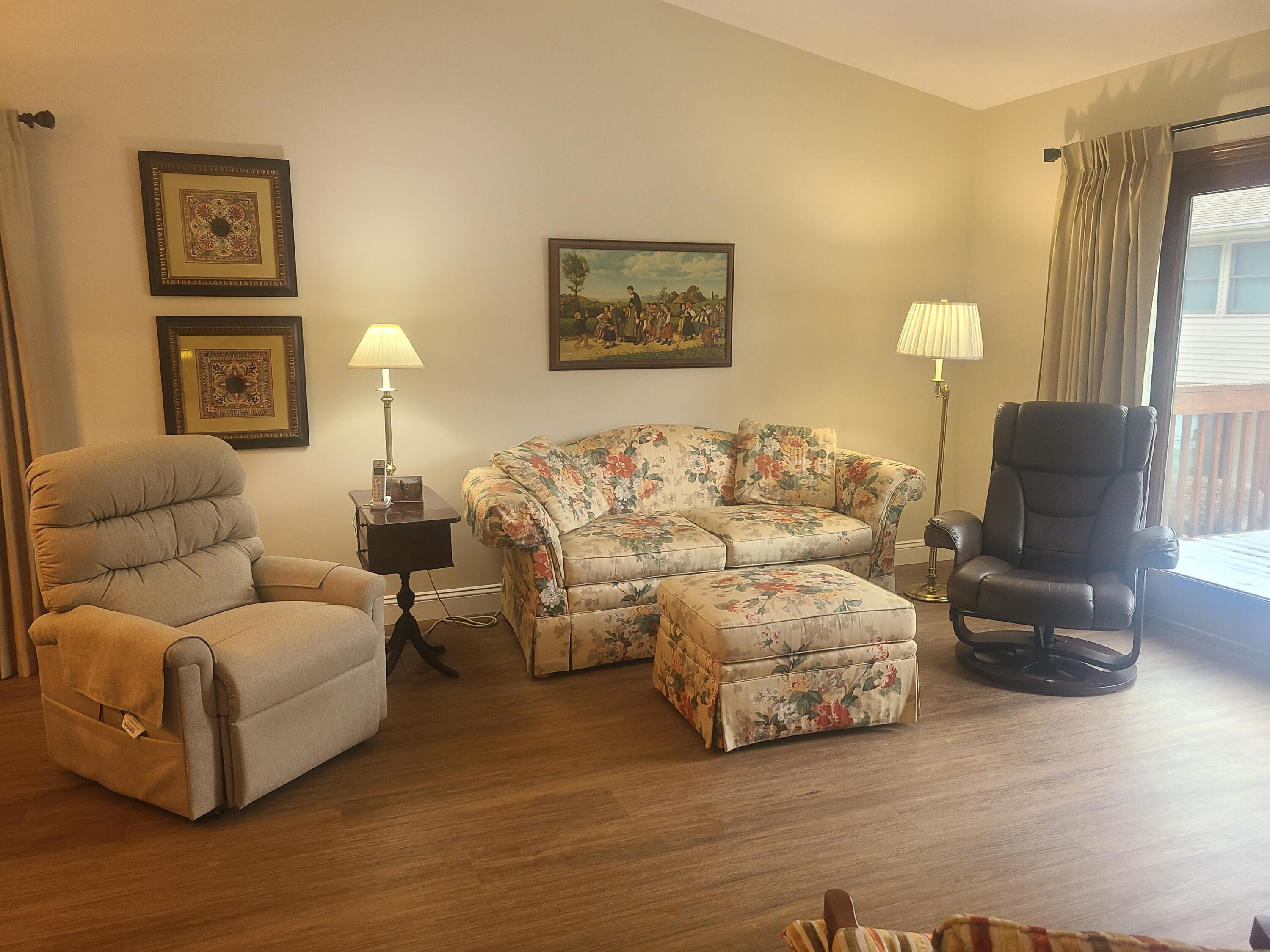 5790 Wood Valley Road Kalamazoo MI 49009