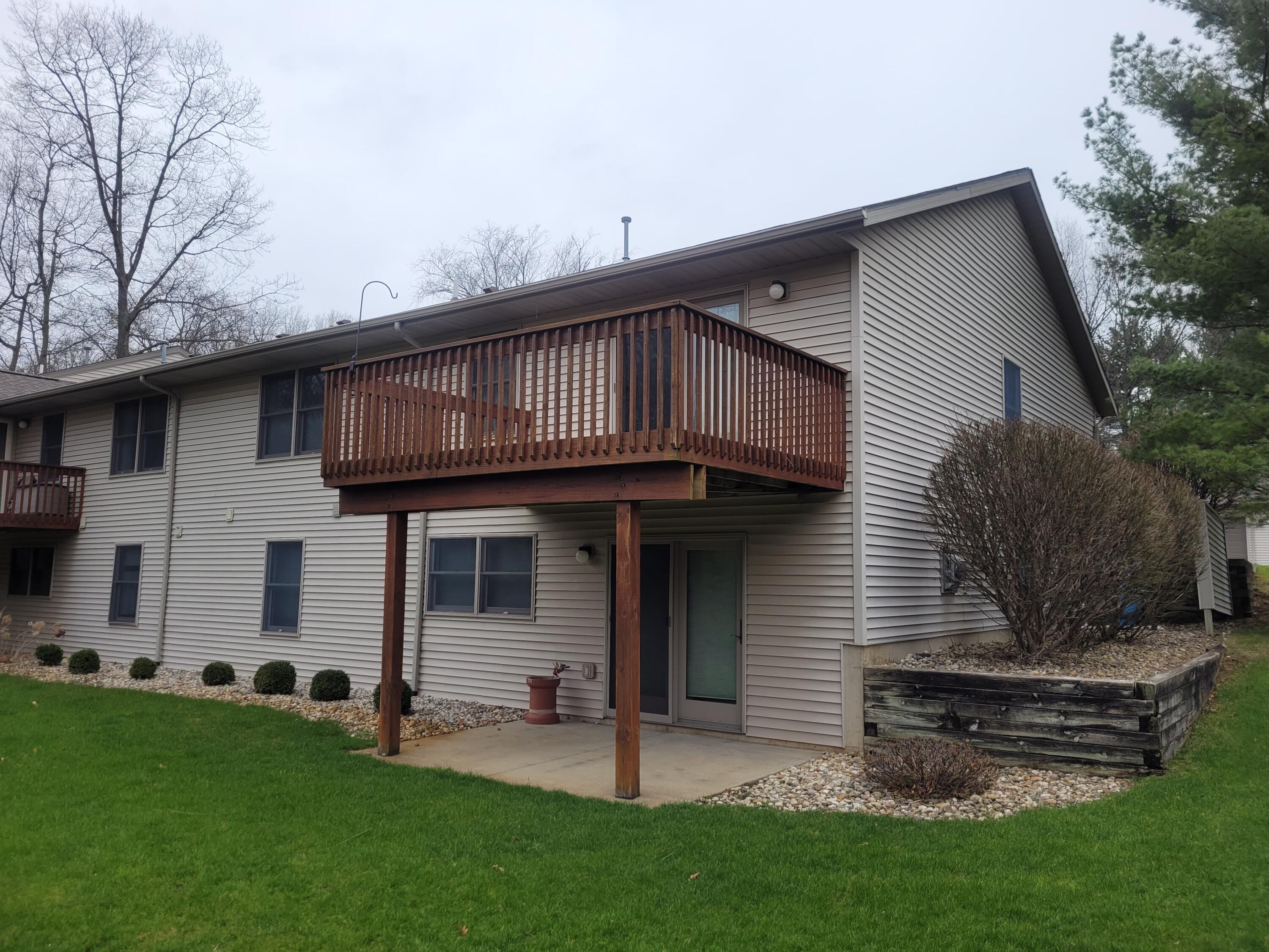 5790 Wood Valley Road Kalamazoo MI 49009