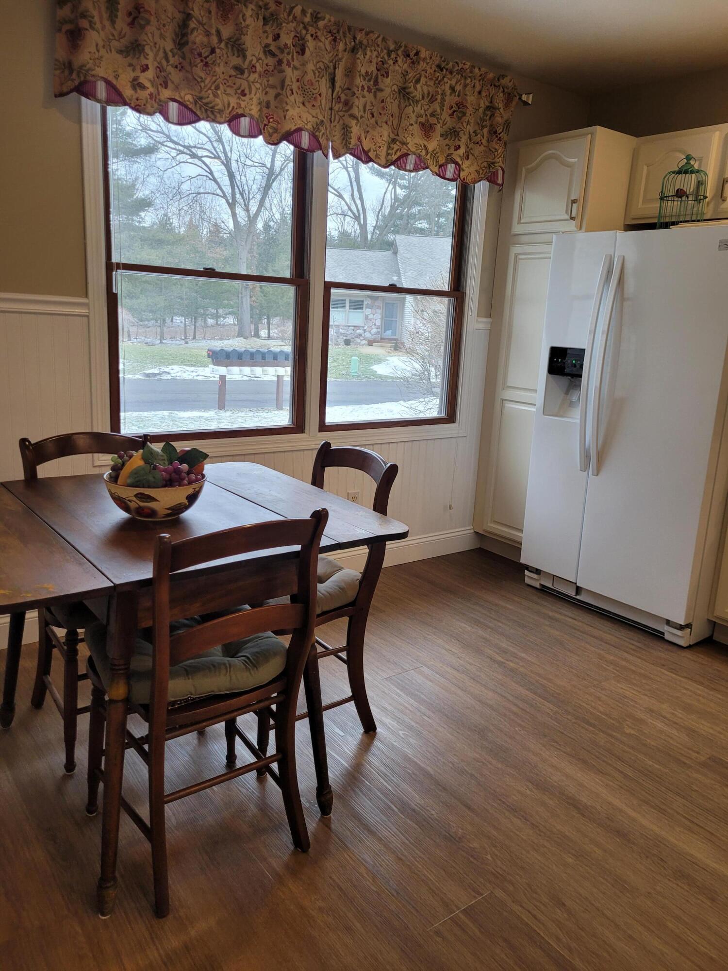 5790 Wood Valley Road Kalamazoo MI 49009