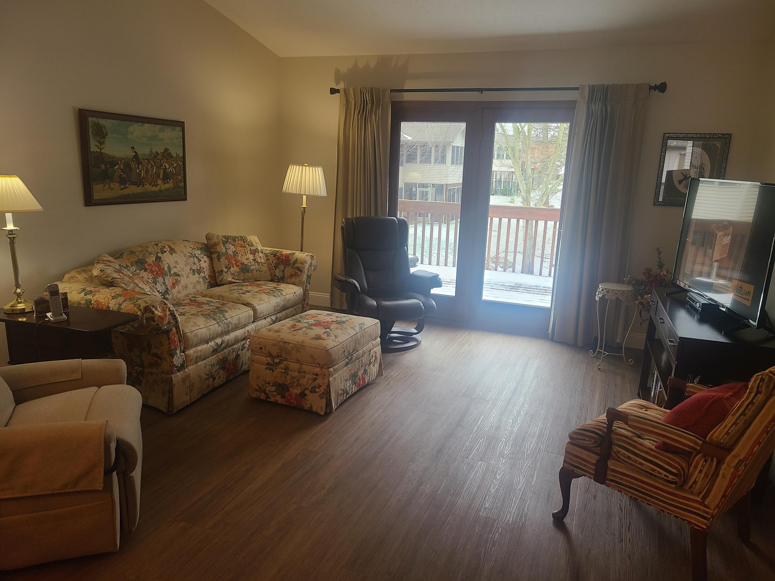 5790 Wood Valley Road Kalamazoo MI 49009